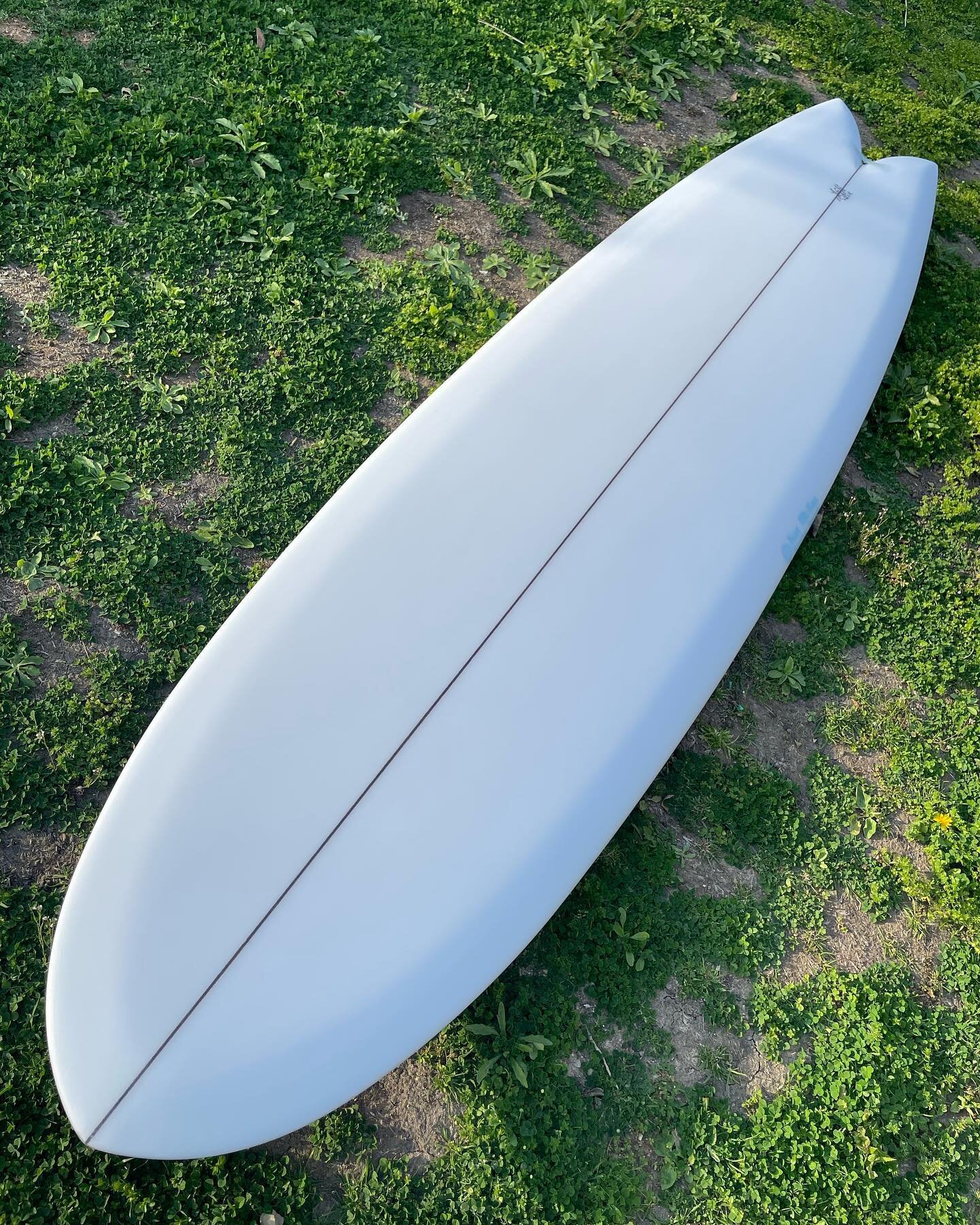 7&rsquo;10 Speed Frog - headed North to San Francisco // Enjoy the Glide 🌞 
.
.
.
#handshapedsurfboards #surfcraft #surfers #kozmcraesurfingboards #🌞 #surfers #frog #surfing