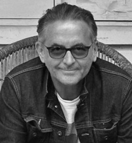 RICHARD GIBSON - WRITER/ DESIGNER Richard is an internationally renowned director, writer and digital innovator. He is founding partner at Luscious, creating ground breaking immersive reality, digital entertainment and experiential communication for high profile international clients. Richard co-wrote and directed the highly acclaimed and multi-award-winning Academy Award short-listed film, A Message from Fallujah.