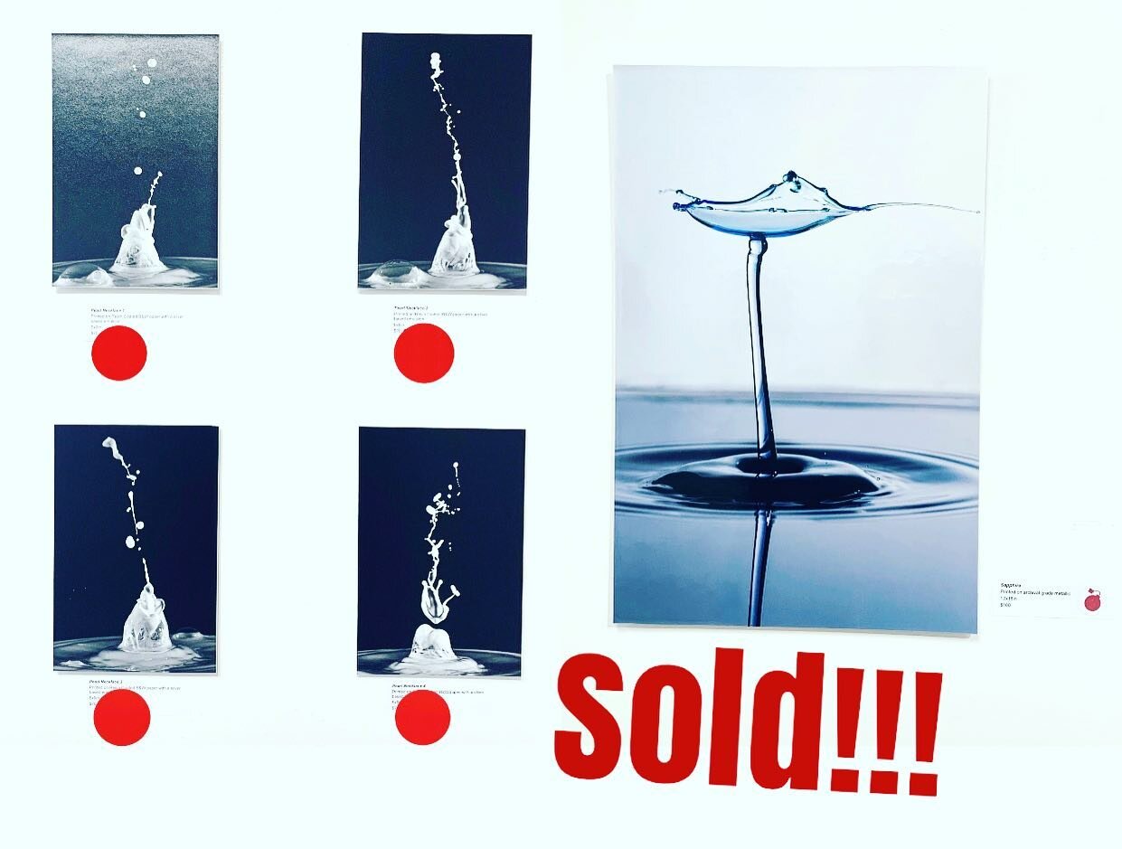 Sold multiple works from this exhibit! Congrats to Lars! #mu&ntilde;ecaarthouse #longisland #macro #photography #water #droplet #gallery #nyart