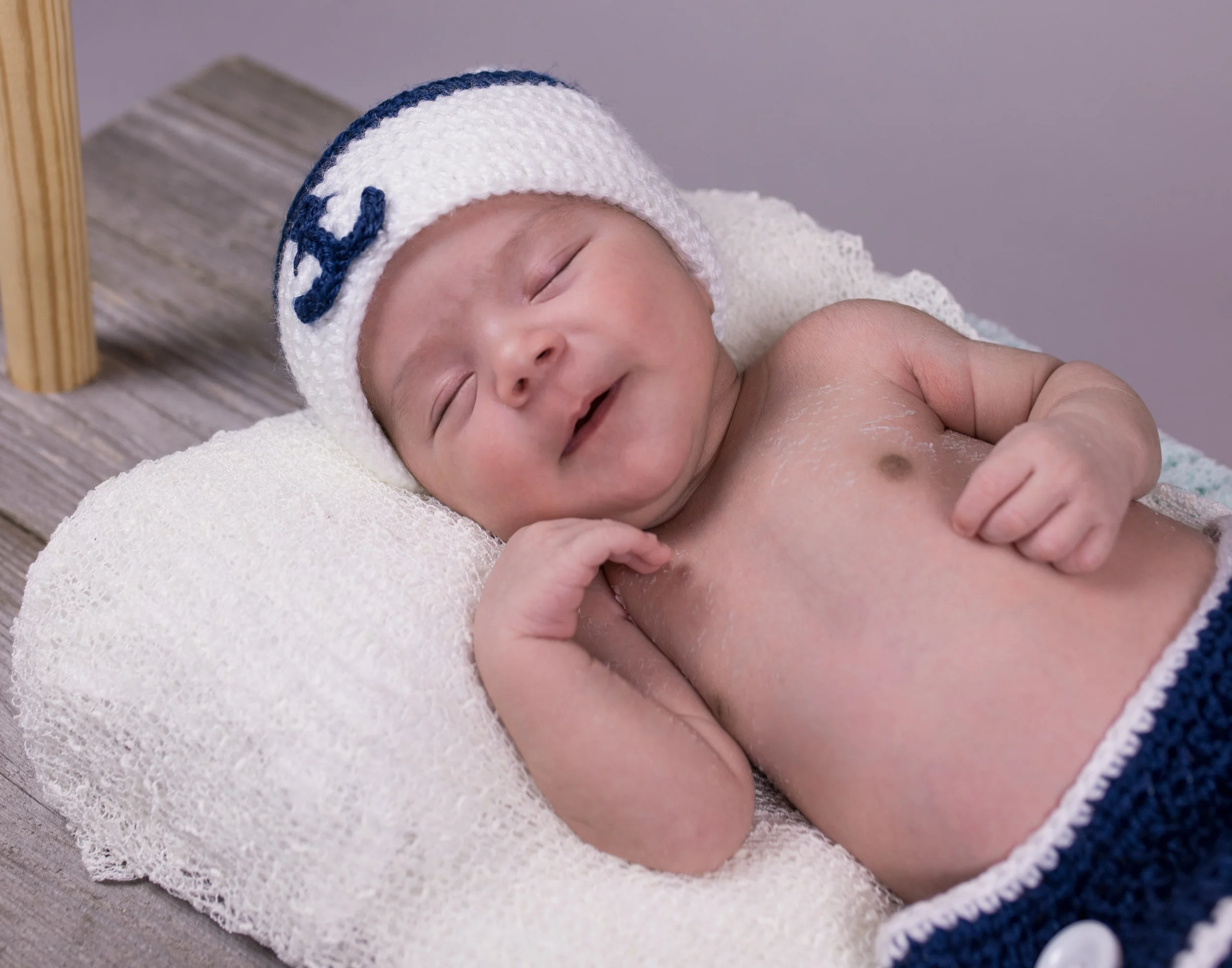 newborn-10.jpg