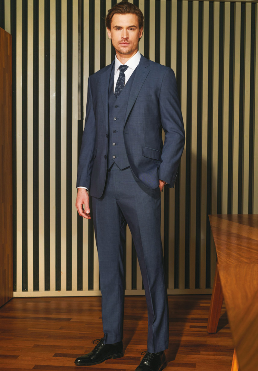 Douglas SS19 Branded Image26 Export.jpg