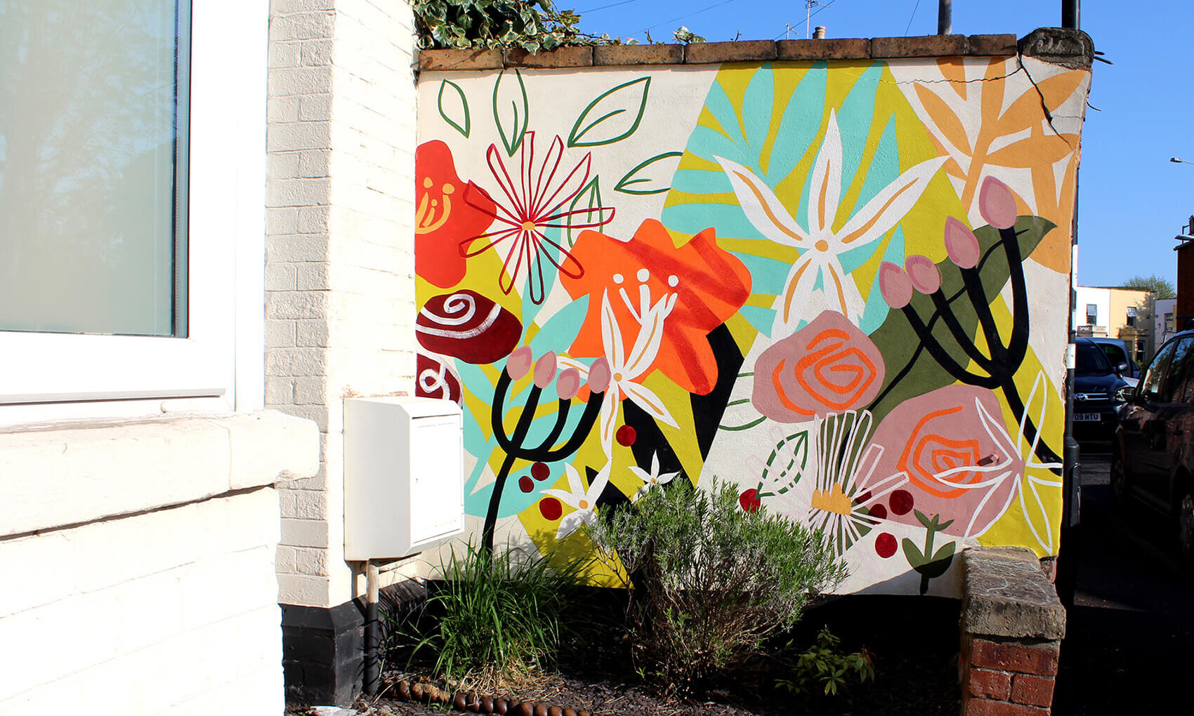 Sophie-Rae-bristol-mural-artist-Warwick-avenue-easton-street-art-botanical-2.jpg