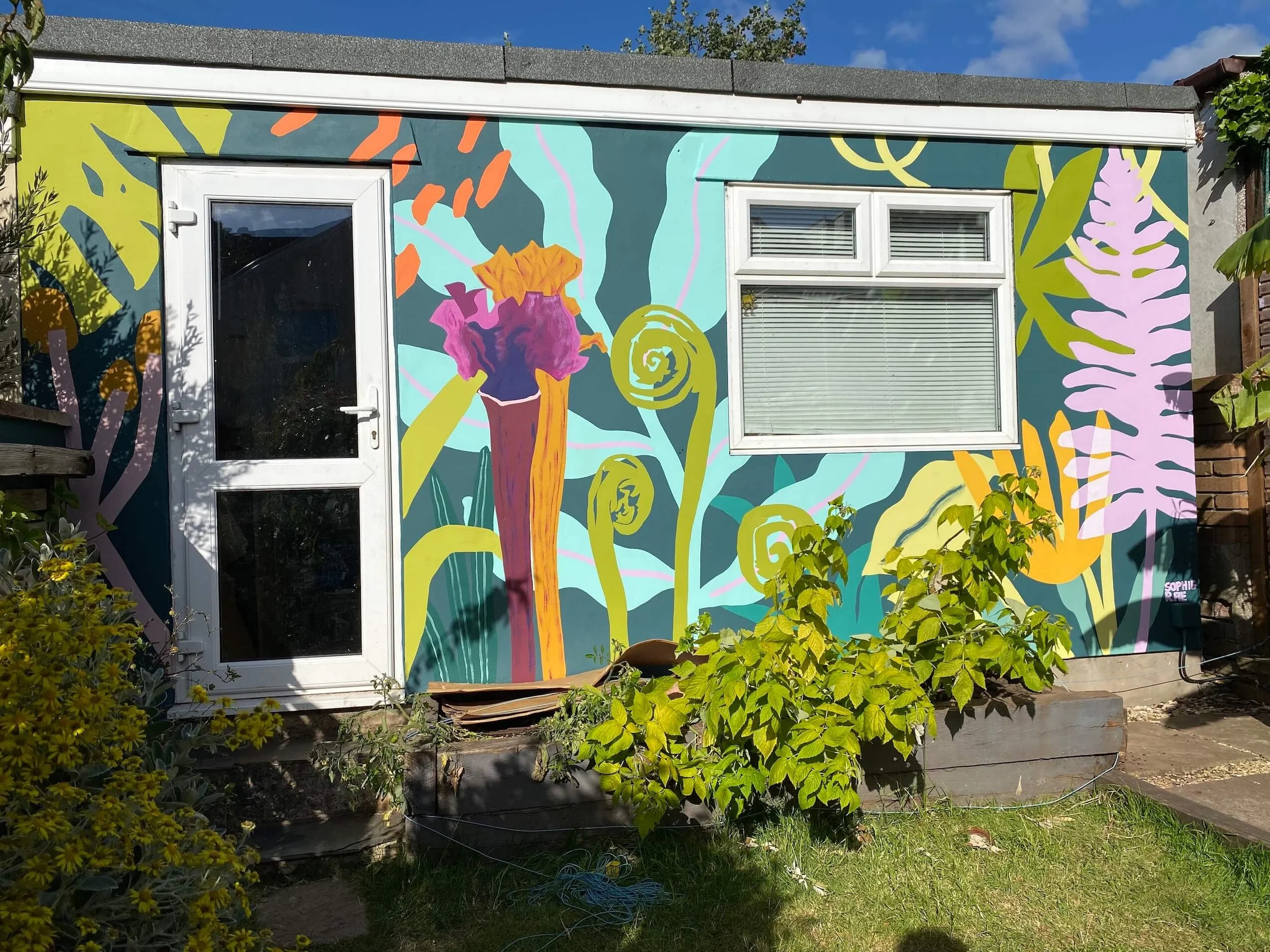 GARDEN GARAGE MURAL BRISTOL