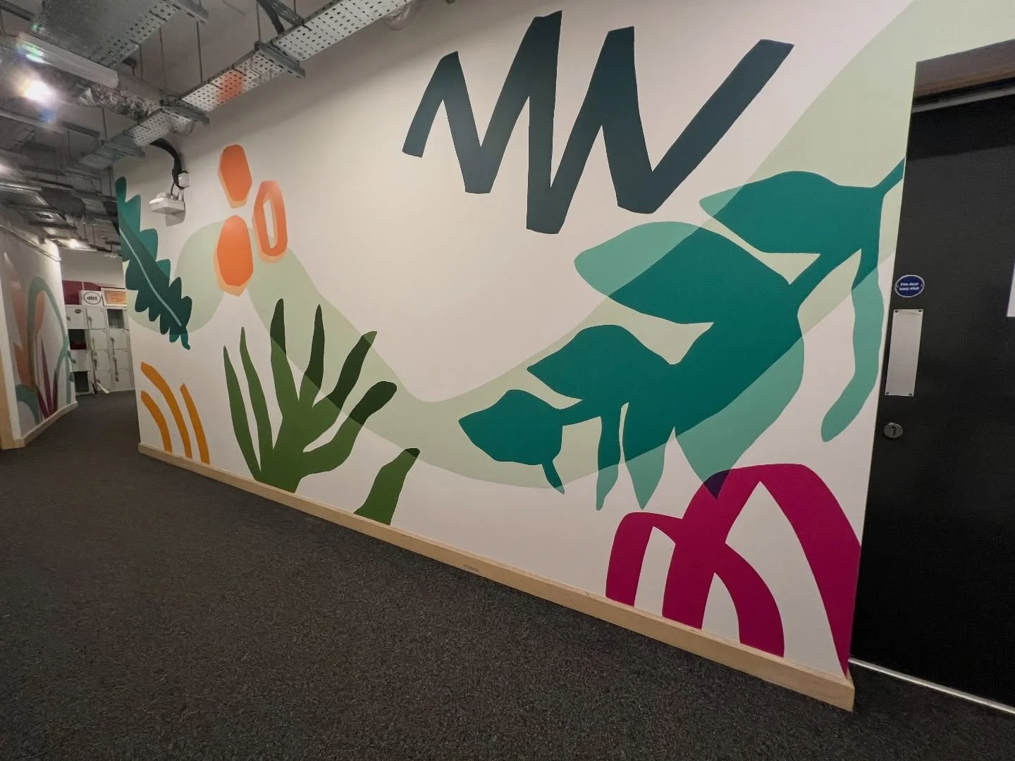 My longest mural of 2025. Stretching down a corridor of music studios @dbs_institute 
Blending botanical shapes with sonic inspired shapes or abstract motifs that suggest a playful musical energy. 
.
.
.
#muralarts #botanicalmural #musicmural #bristo
