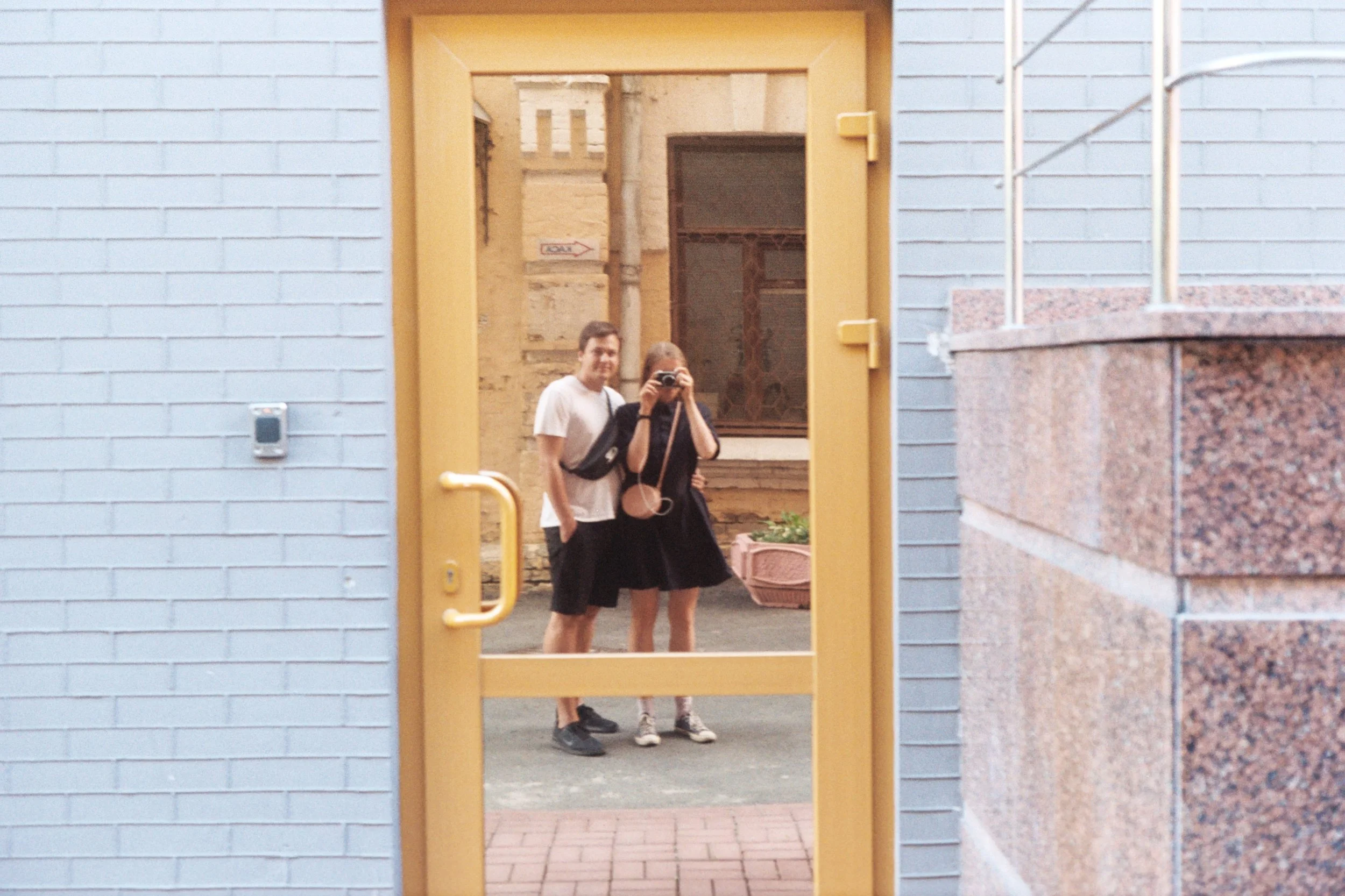 AA008.jpg