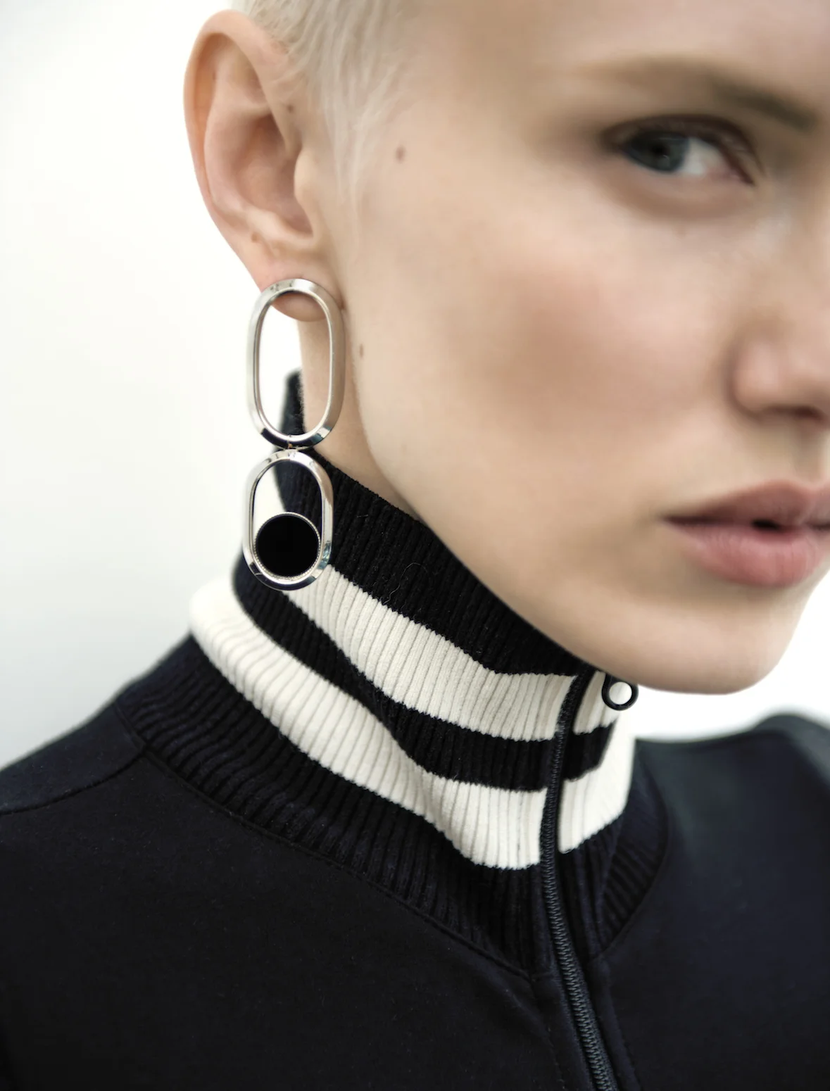 marie-canciani-deila-3:isabelle michel bijoux.jpg