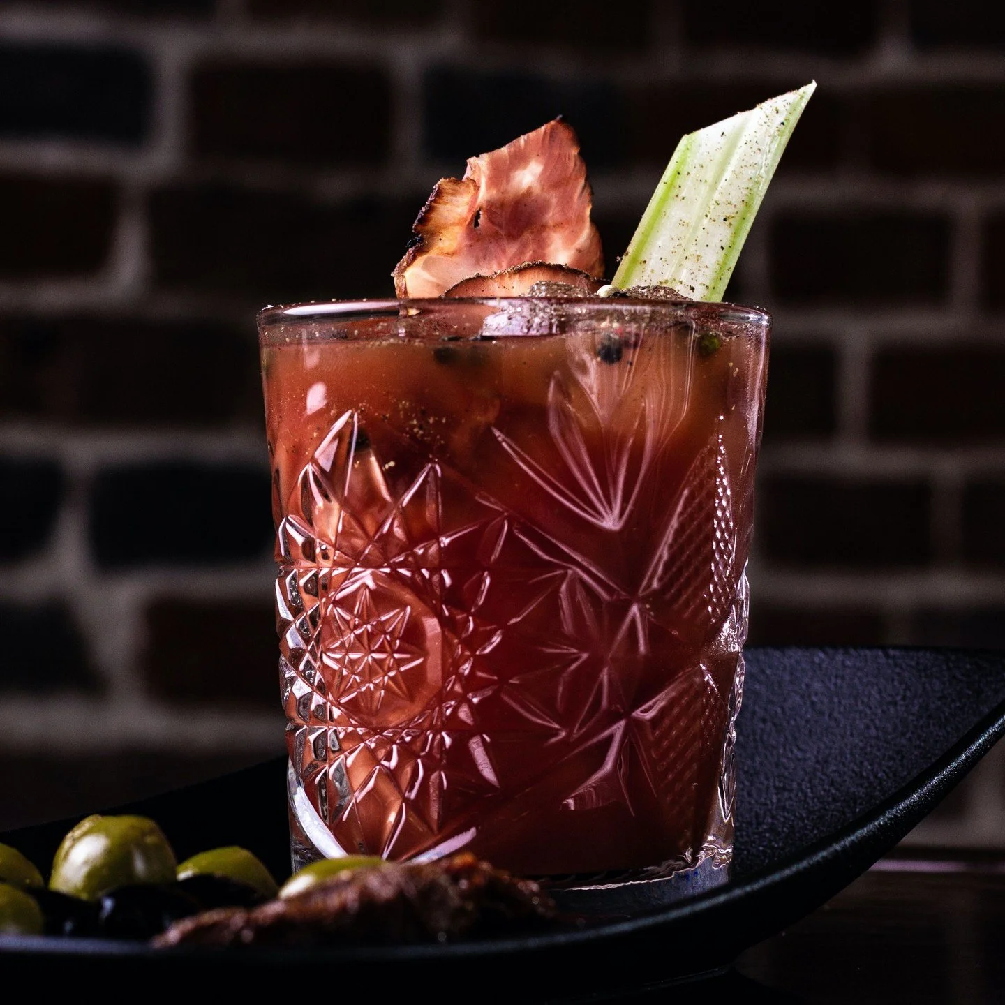 Cheers to Thirsty Thursday! Where are y'all drinking tonight? #bartsbloodymary #betterbebarts #bartsbarbeverages #shopsmall #drinklocal #shoplocal #buylocal #shopsmallmidland #midlandtx #midlandia #westtexas #madeintexas #madeintejas #supportlocal #s