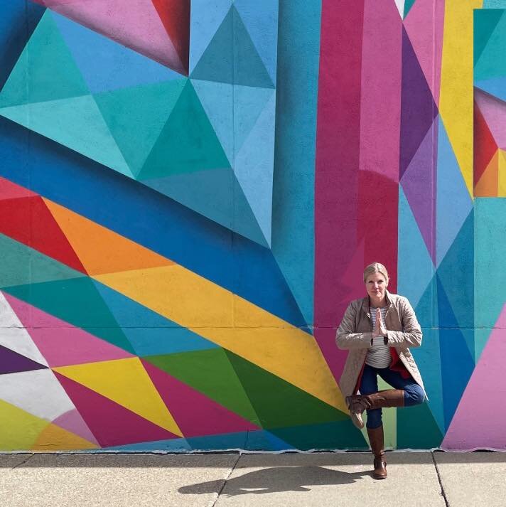 &ldquo;Be present in all things and thankful for all.&rdquo; - Maya Angelou

#yogaeverywhere #balance #gratitude #templedancerpose #springtime #joyfulcolor #jacksonmurals #yogaeveryday #michiganyoga