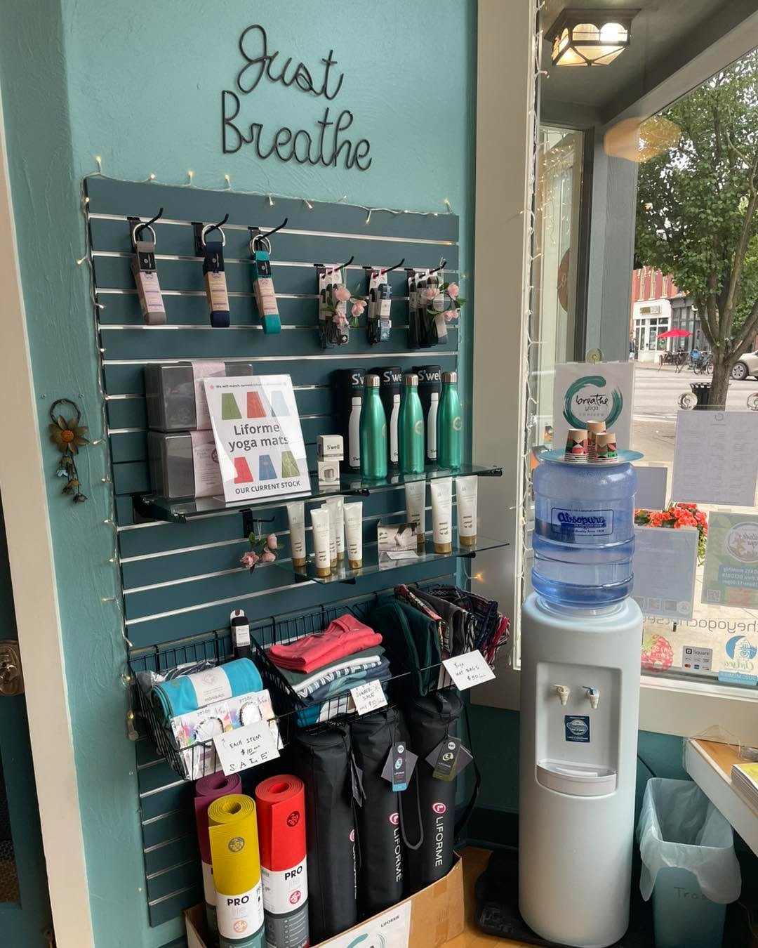 Midweek reminder: Just Breathe. 💫

Join us ✨Wednesday✨ for movement, stillness, and space to reconnect&mdash;with yourself and your breath.

🧘&zwj;♀️ 6:30am - Ashtanga, 8:30am - Slowflow, 6:00pm - Pilates.

Whether you're looking to energize, stren