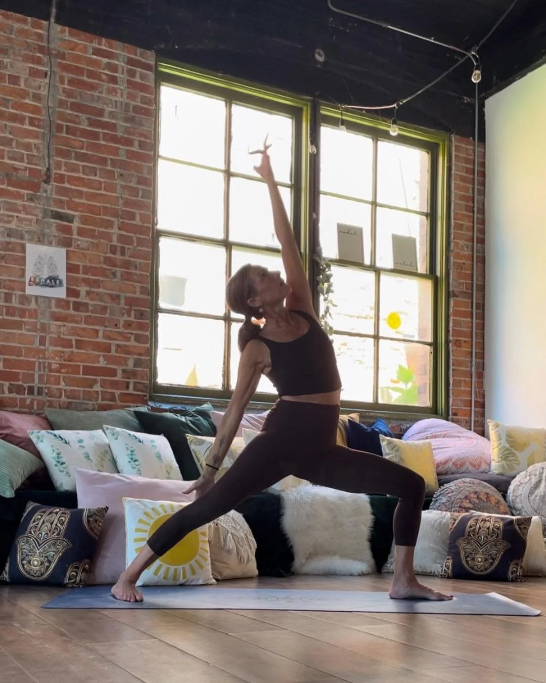 Peaceful warrior.
Resilience. Fortitude. Grounded strength.

Cultivate your inner warrior on the mat&mdash;steady, present, and supported.

Join us for ✨Tuesday✨classes:

🧘&zwj;♀️ 8:30am &ndash; Vinyasa Flow
🌿 11:00am &ndash; Gentle Yoga
🌙 6:00pm 