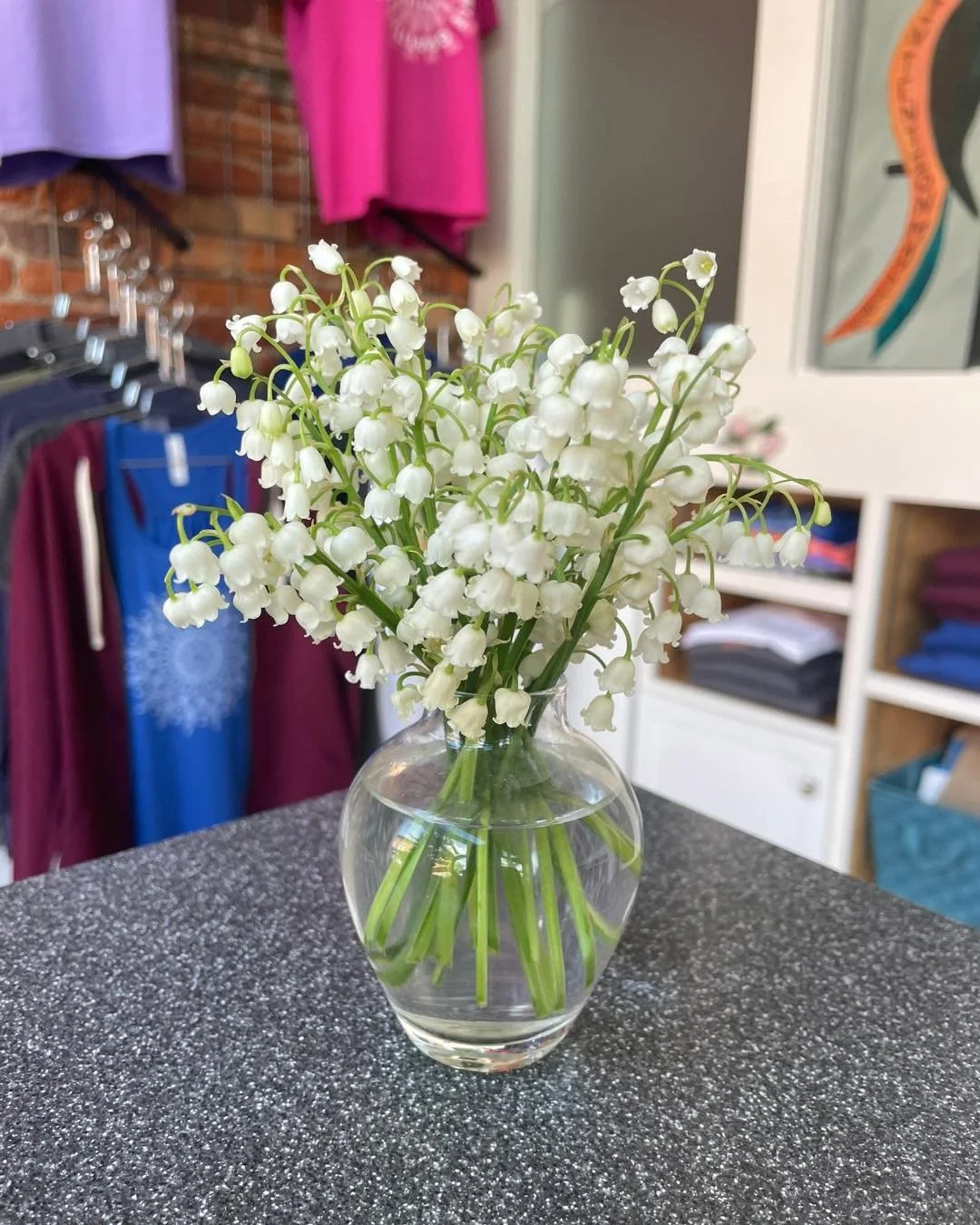 We&rsquo;re grateful for the shared space we create together at Breathe - a community where we move, breathe, and support one another. Sometimes the smallest moments of connection can brighten an entire day.

Join us for ✨Thursday✨ classes:
6:30am Vi