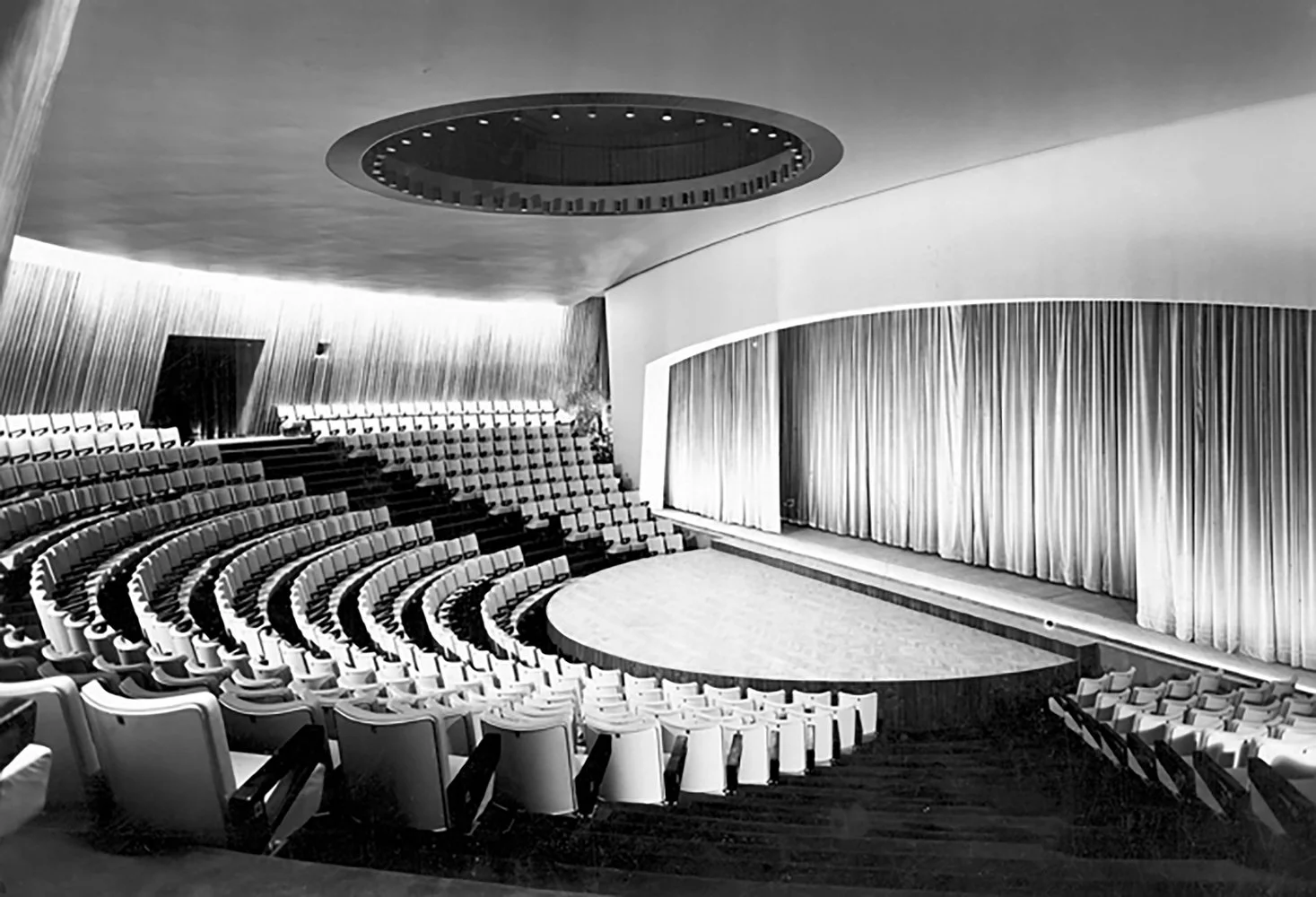 clasicos-de-arquitectura-teatro-municipal-general-san-martin-mario-roberto-alvarez-macedonio-oscar-ruiz_28.jpg