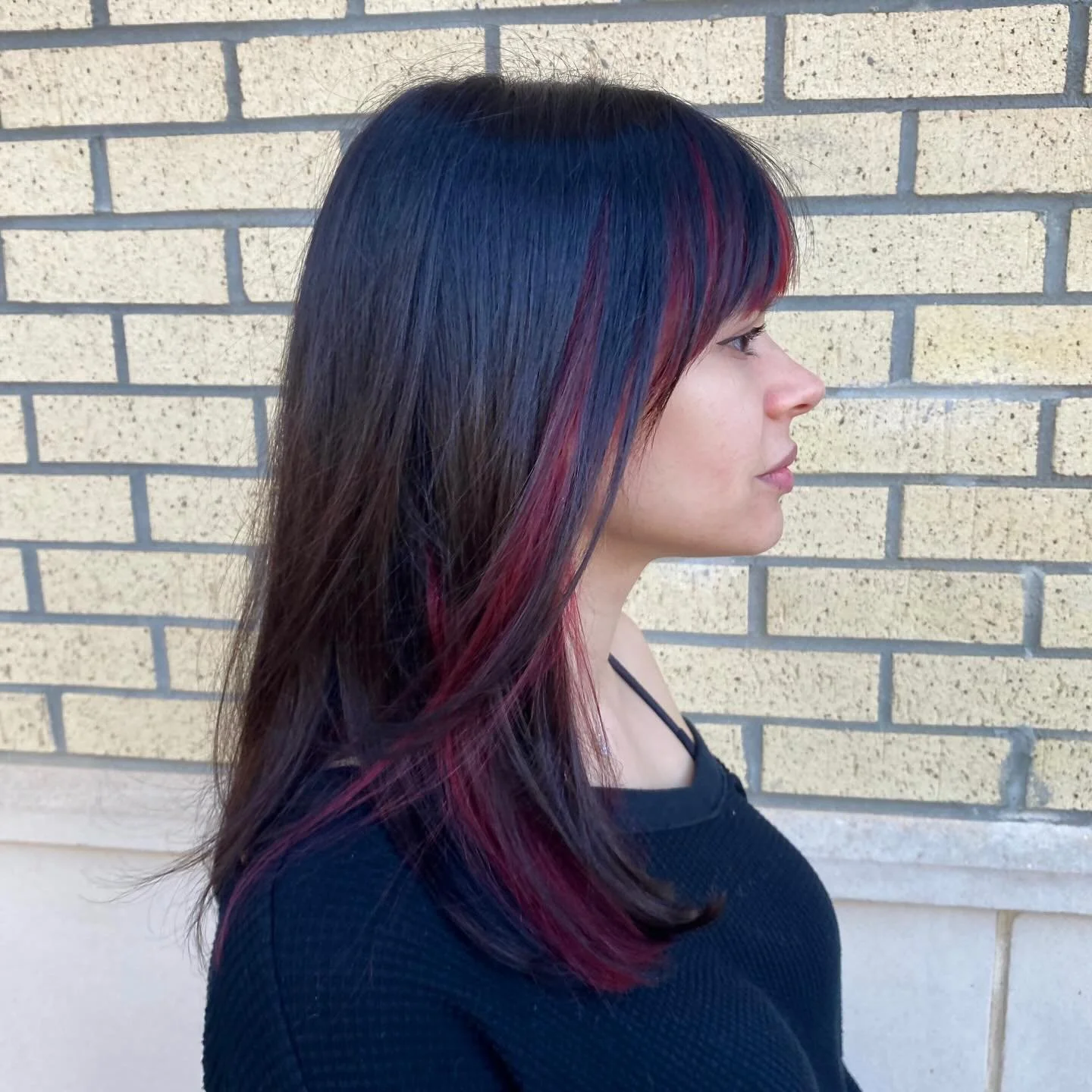 Peek-a-boo cherry🍒❤️
#raleighhairstylist #raleighstylist #raleighlocal #raleighlocalbusiness #raleighhairsalon