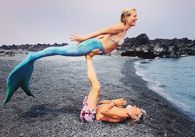 Flying Acromermaid at Kiholo bay, big island #acromermaid #samanthasunshine #iloveacroyoga