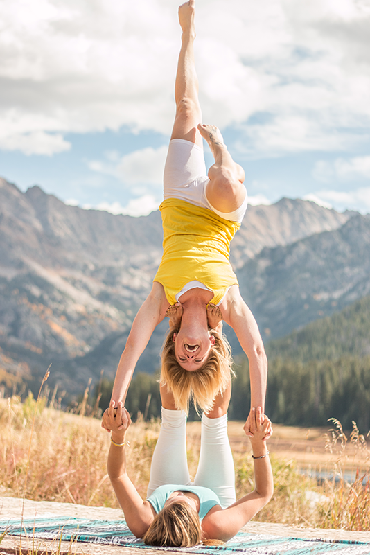 Samantha_Sunshine_AcroYoga_ Vail.png