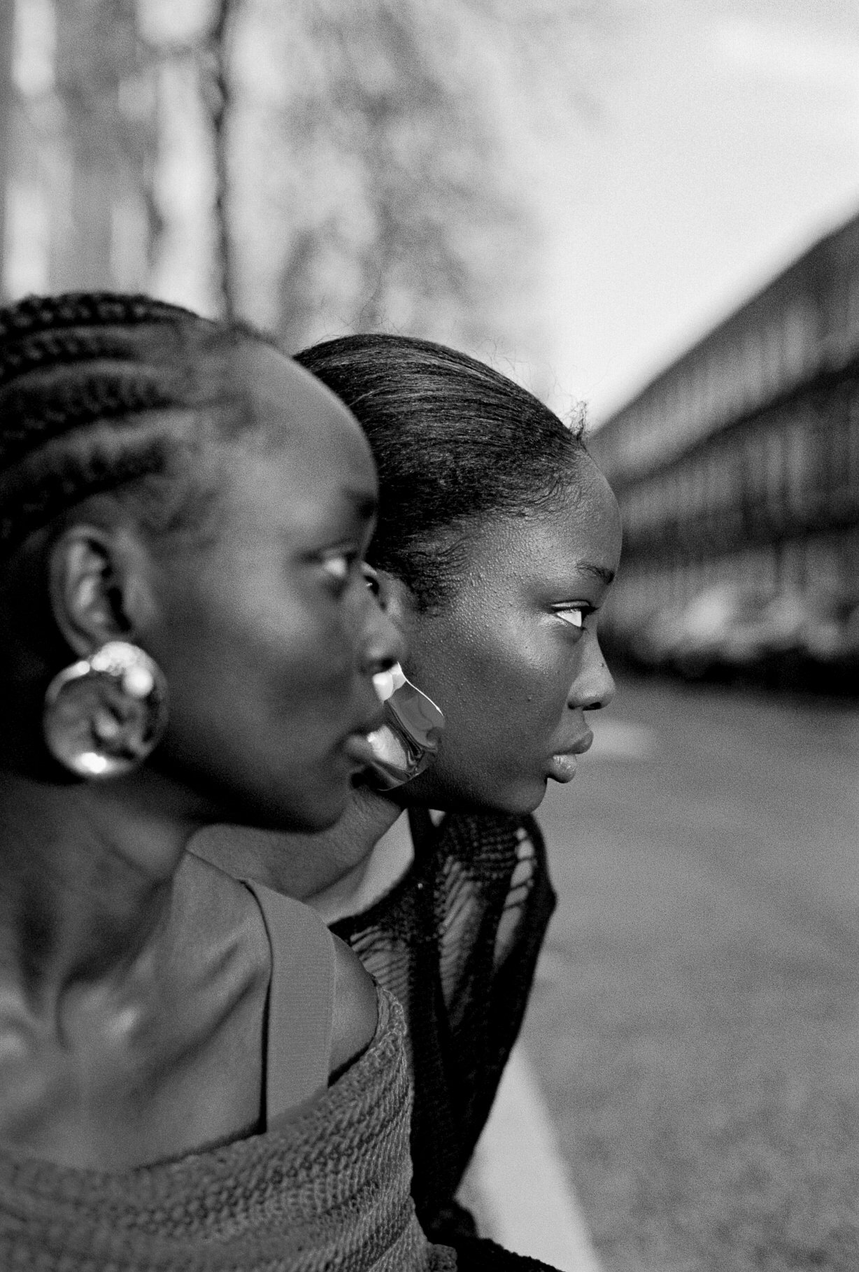 models-wearing-sarah-regensburger-stylist-amii-mcintosh-04.jpg