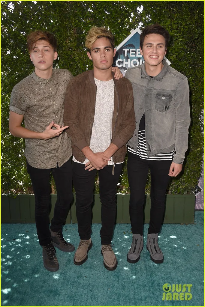5790333802287c81-forever-in-your-mind-2016-teen-choice-awards-09.jpg