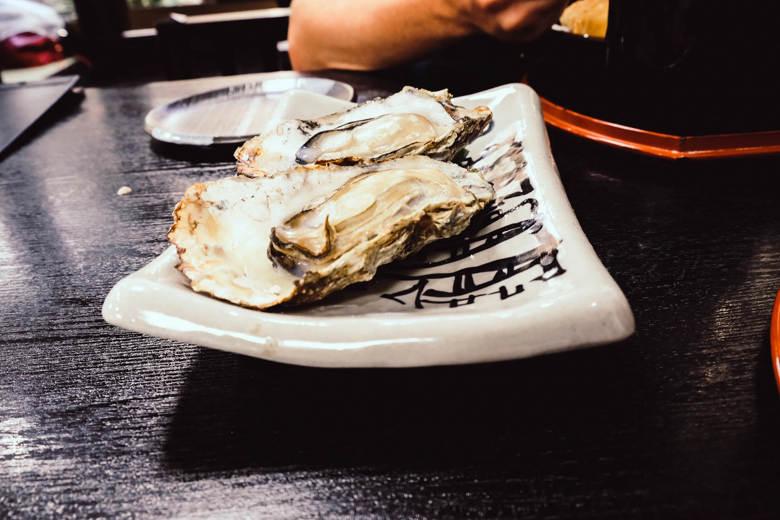 The culprit oysters.