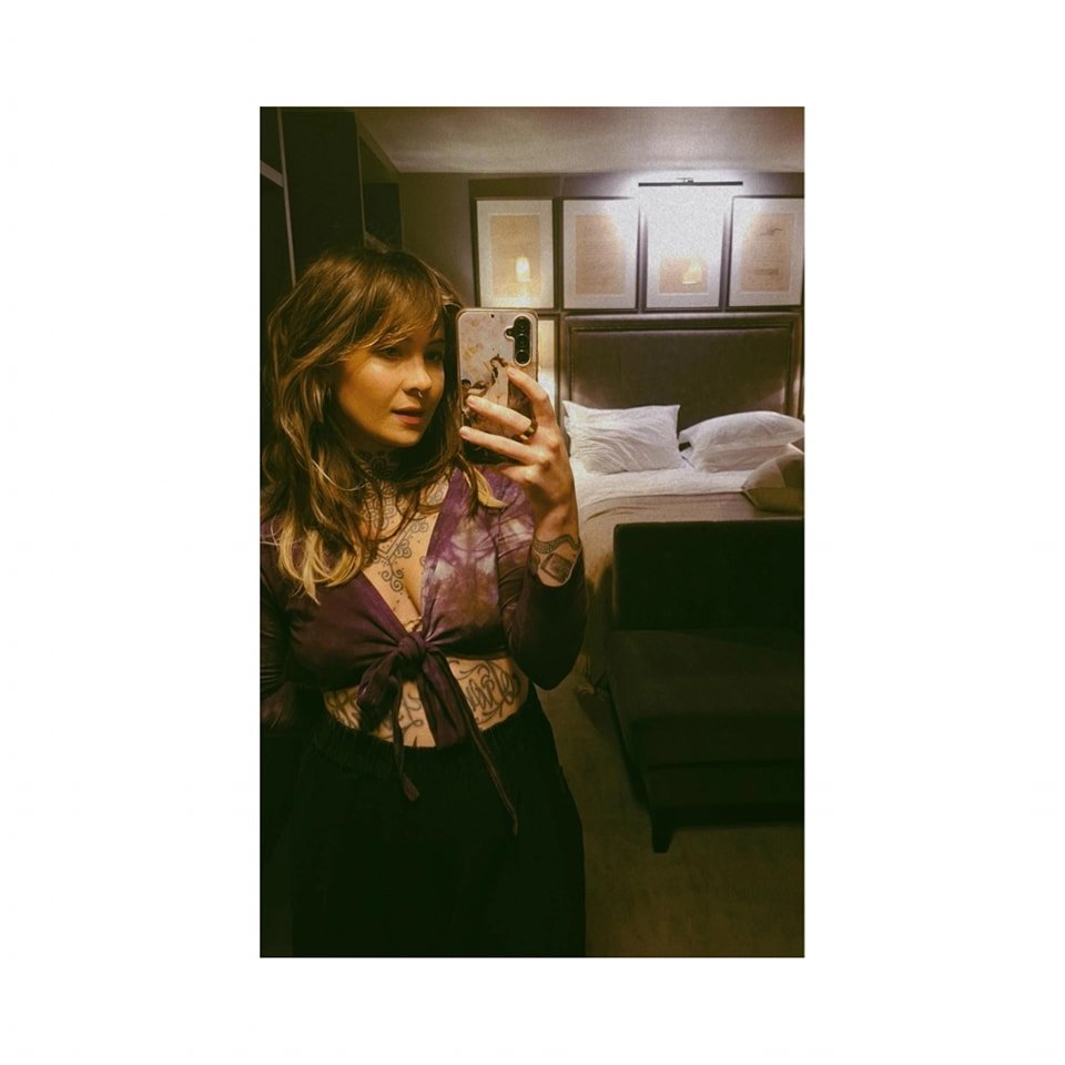 I liked this outfit enough to give it ~grid space~
I cannot believe it's December, what a year. I've been desperate to spend some time reflecting on the year gone by, but my last ceremony is on the 31st of December and my first 2025 ceremony is on th
