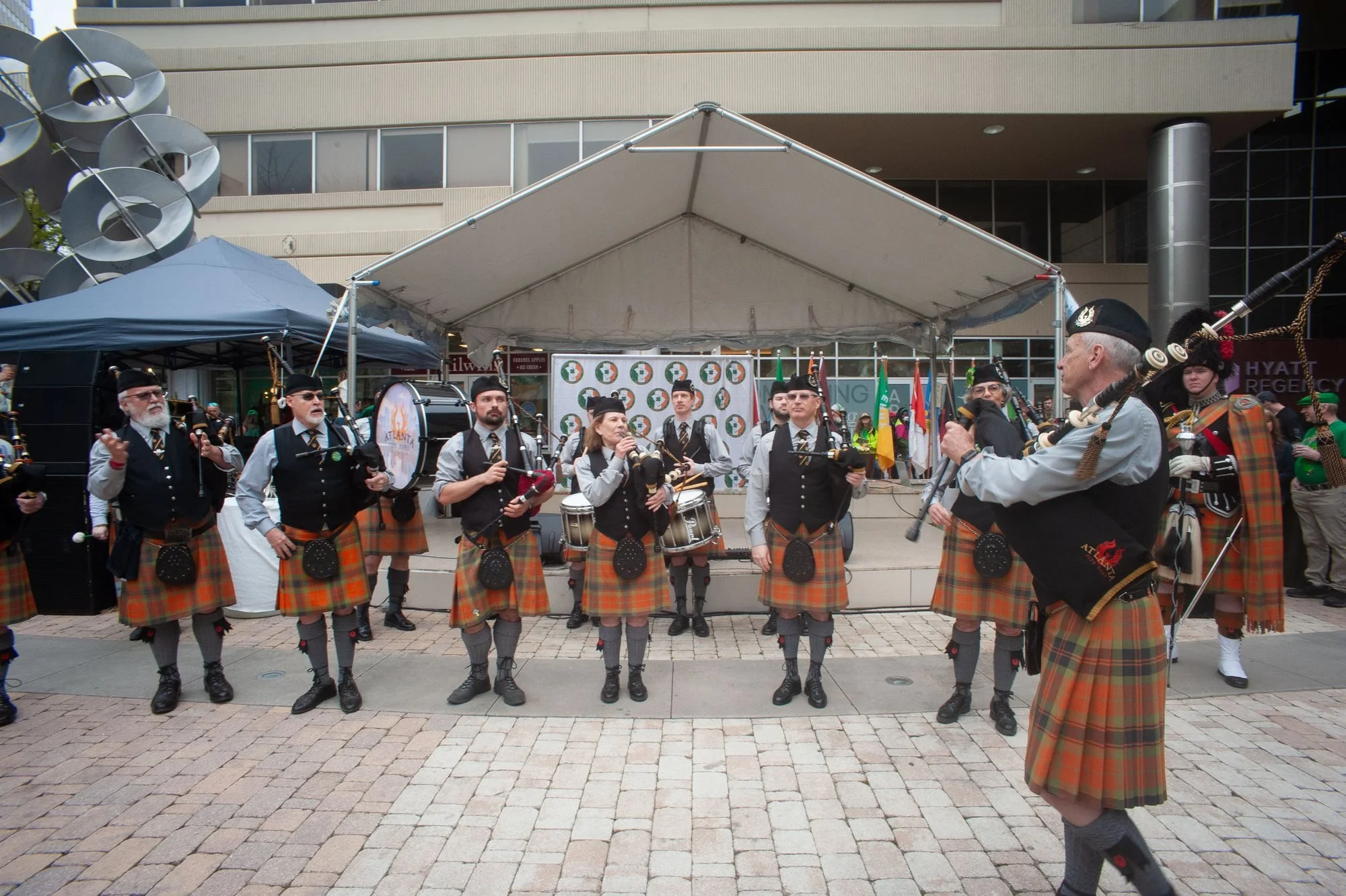 parade-2025-03-stpaddys-35.jpg