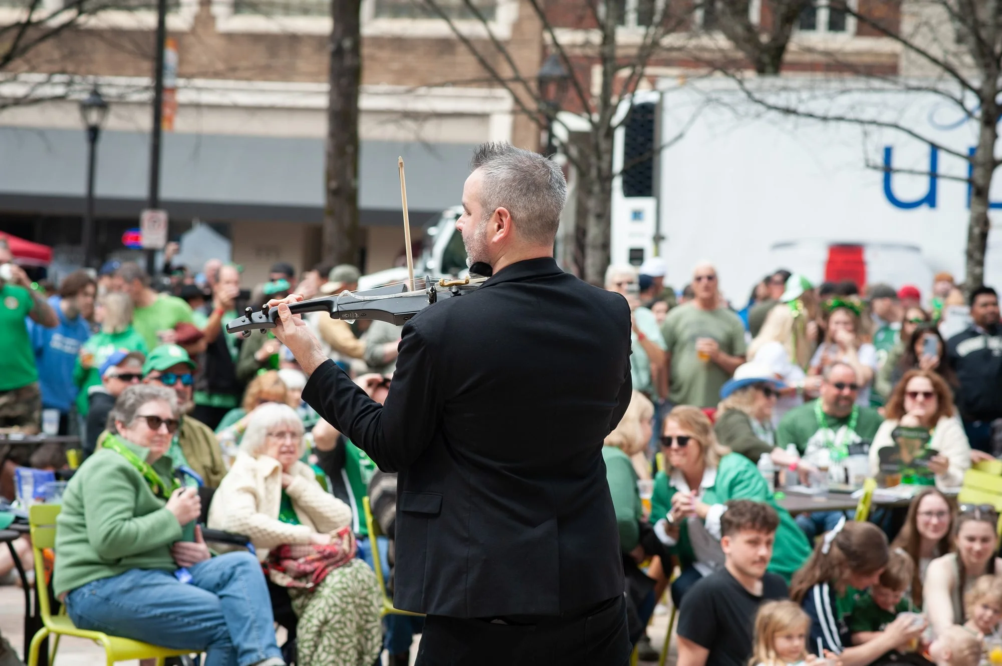 parade-2025-09-stpaddys-143.jpg
