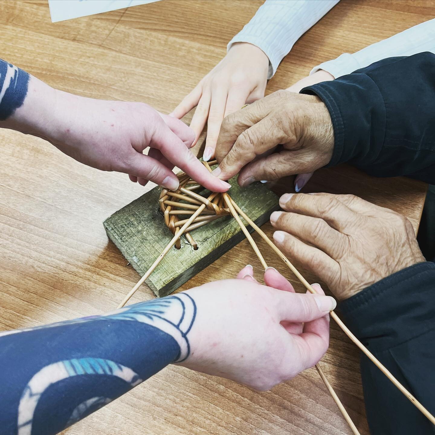 Many hands make light work. This week at The weekly Friendship Cafe (in conjunction with @creativeactivelives and @wearemakers_bc ) making bird feeders. Everyone is welcome to our #dementiafriendly friendship cafe for a warm space, free tea and coffe