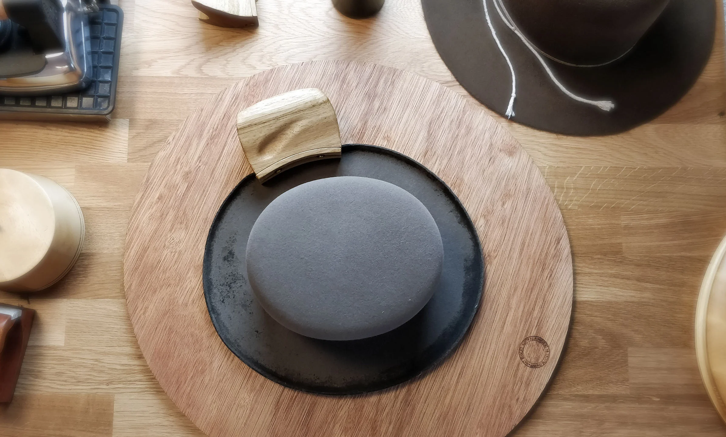 Curling the brim for a SVEN HOMBURG