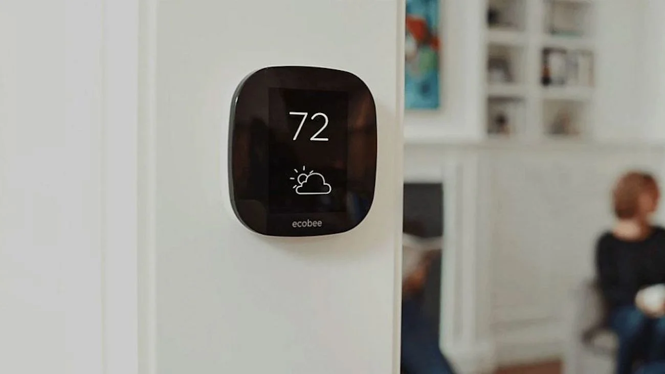 ecobee4-Amazon-Alexa-Smart-Thermostat-02.jpg