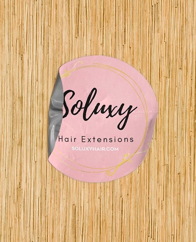 Sticker Design + Prints for @SoLuxyHair 💁🏽&zwj;♀️😍⁠
Stick your brand on EVERYTHING!. 💪🏼⁠
⁠
Order online 24/7 by clicking the link in our bio or visiting www.FlyHighCreative.com/signage/vinyl-stickers 📲👀⁠
⁠
#FlyHighCreative #Miami #LogoDesigner