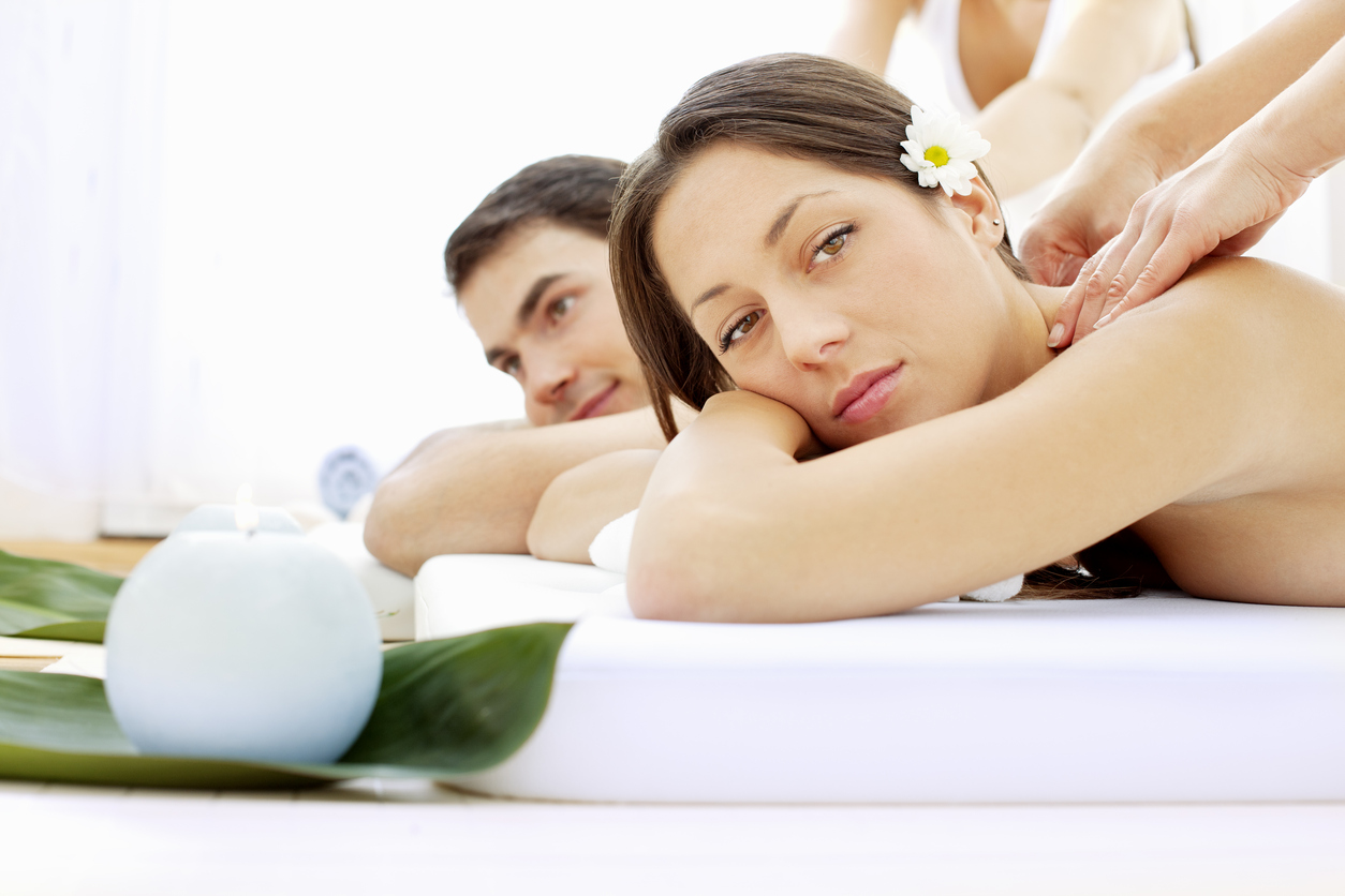 istock - couple massage package one.jpg