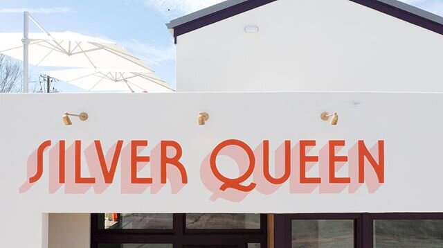 [ Silver Queen ]

All this dreary rain has us dreaming of those warm patio days...right here, with our friends @eatsilverqueen. 
What an epic project this has been! We are so grateful to have been part of it. 
Unique designs by the fun @kingery.desig