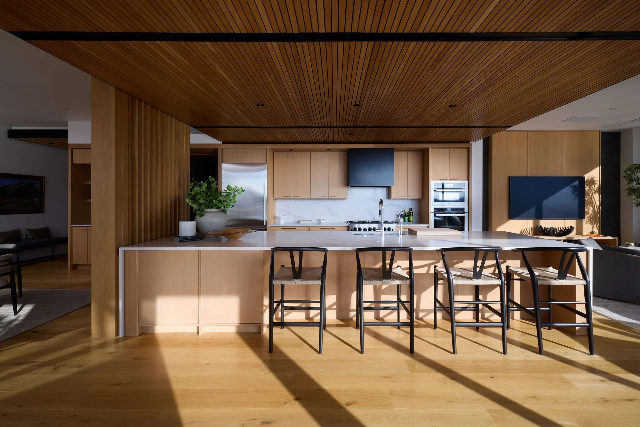 Kitchen_Bright_Light-Comp.jpg