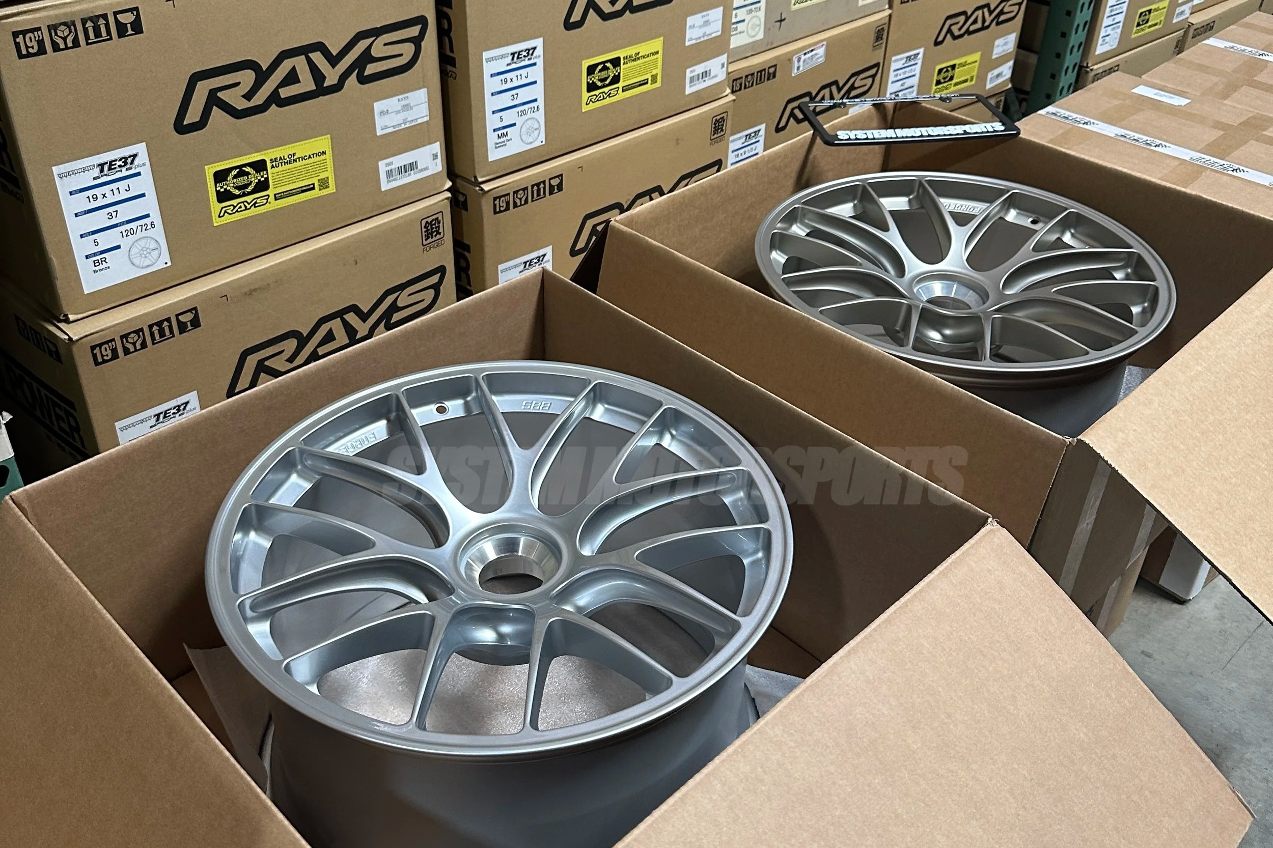 BBS RE MT-SP Aluminum for Porsche 911R / 991 GT3 / Speedster! Motorsport Silver x Weissgold, Factory Finish!