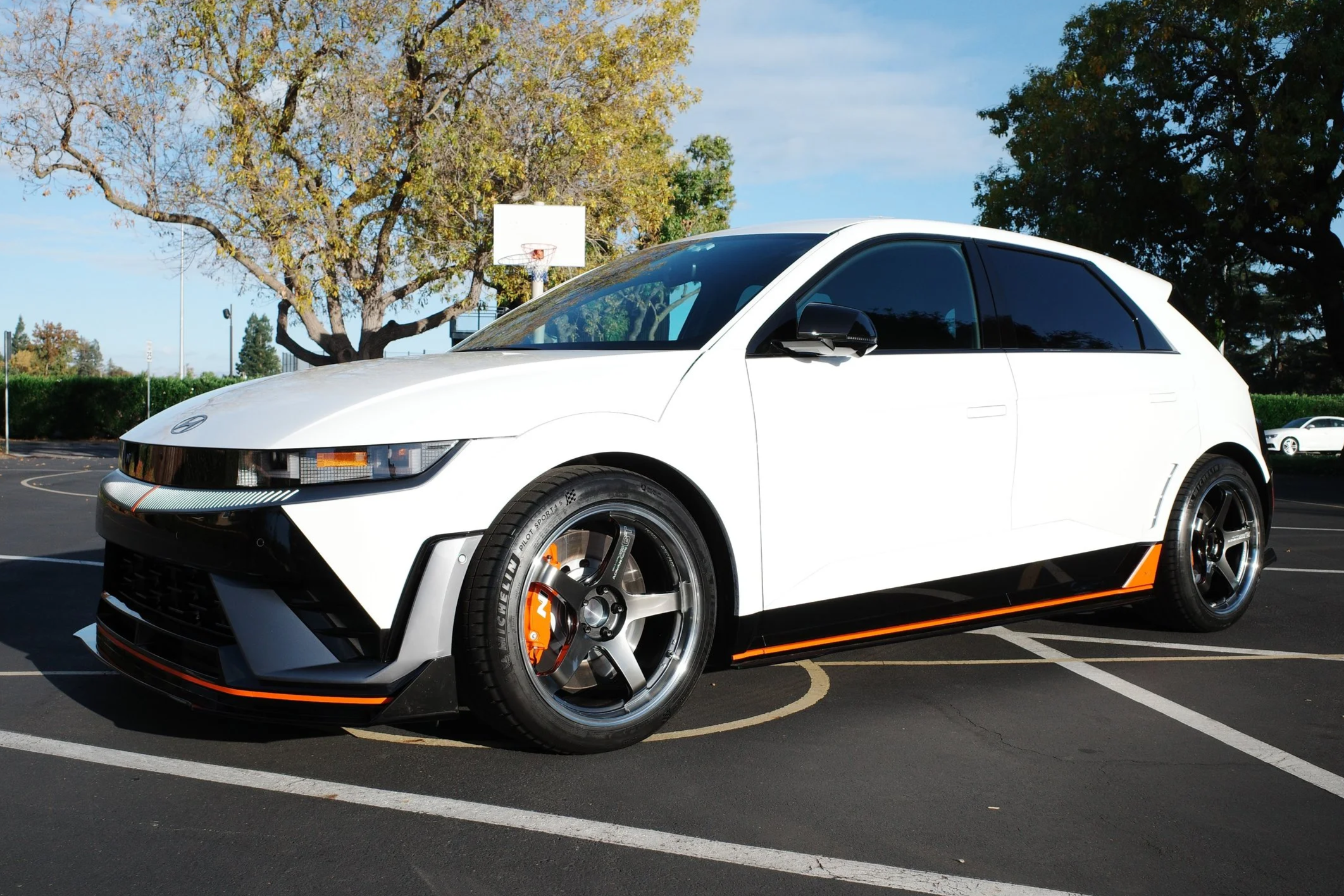 Hyundai Ioniq 5 x Advan GT Beyond 20x10 Machining &amp; Hyper Platinum Black