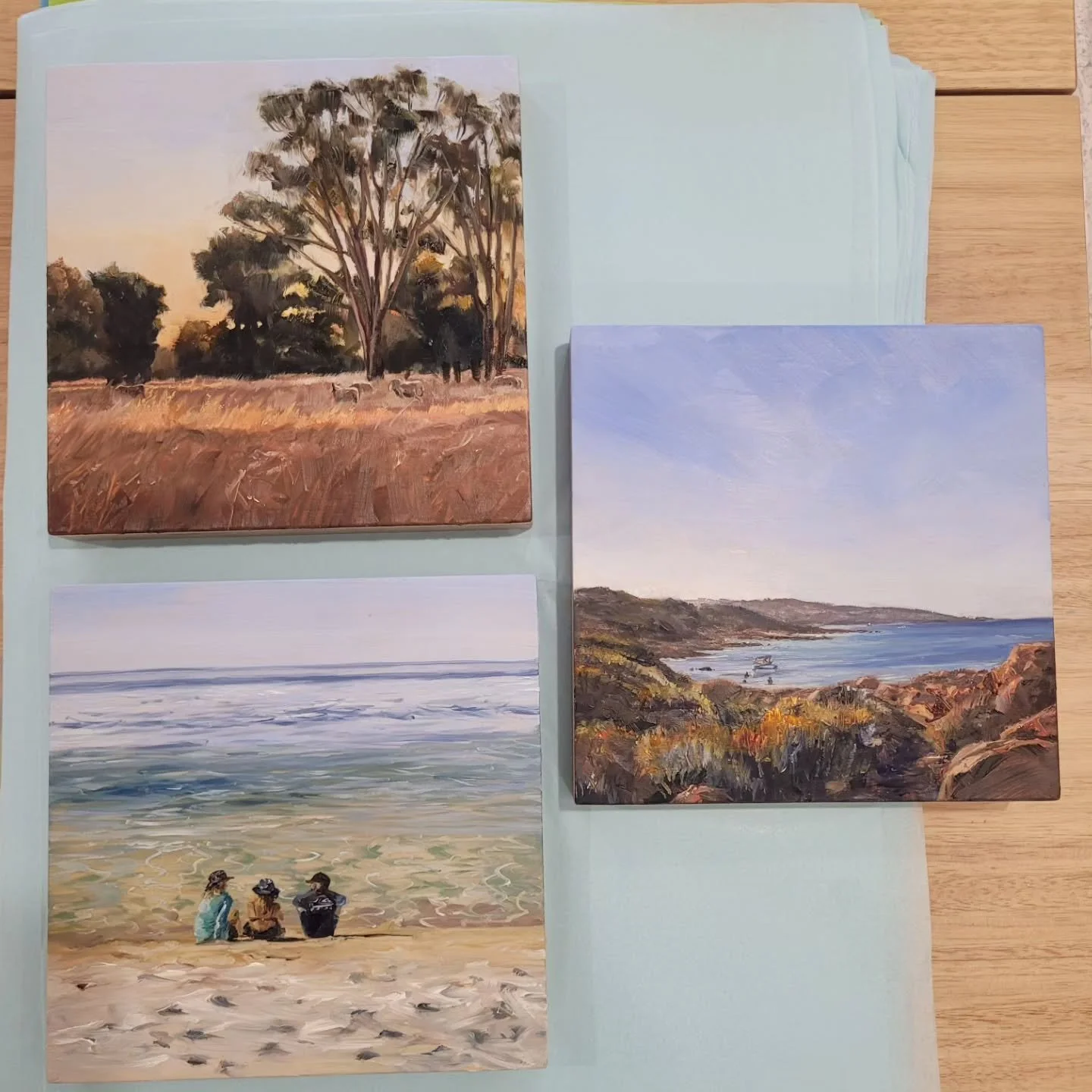 Thanks to Henry and his new bride for popping in today whilst on their honeymoon and deciding to collect these three of my works for their new little apartment. 

My Postbox Paintings are perfect for when space is limited, giving you impactful, origi