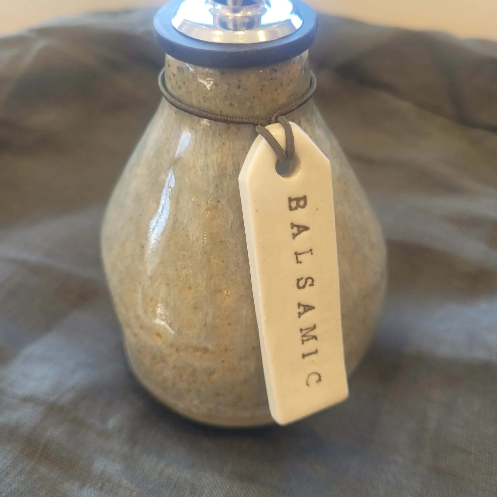 ceramic-bottle-tag-balsamic-kitchen-styling-my-earthy-life.jpg