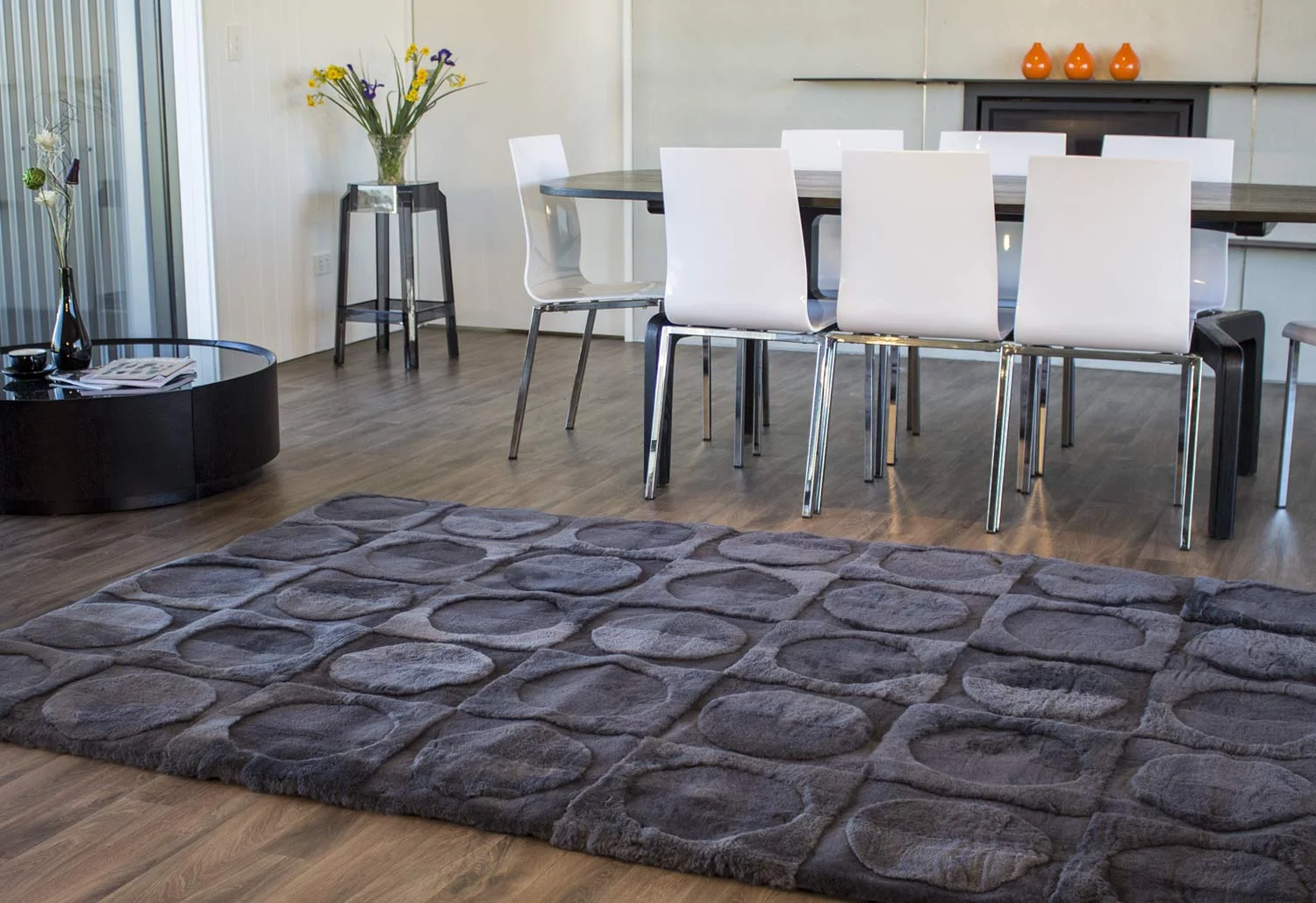 gal_design_rugs_lunar_2.jpg