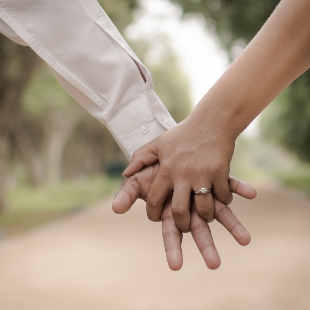  Kinésiologie de couple : libérer les blocages et retrouver l’harmonie