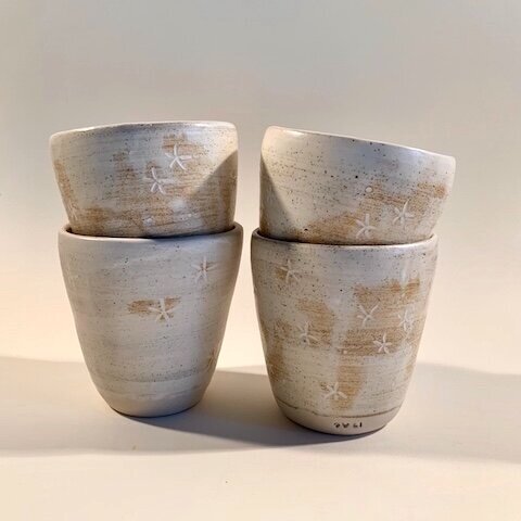 speckled+flower+cups+-+suzipoland.com.jpg