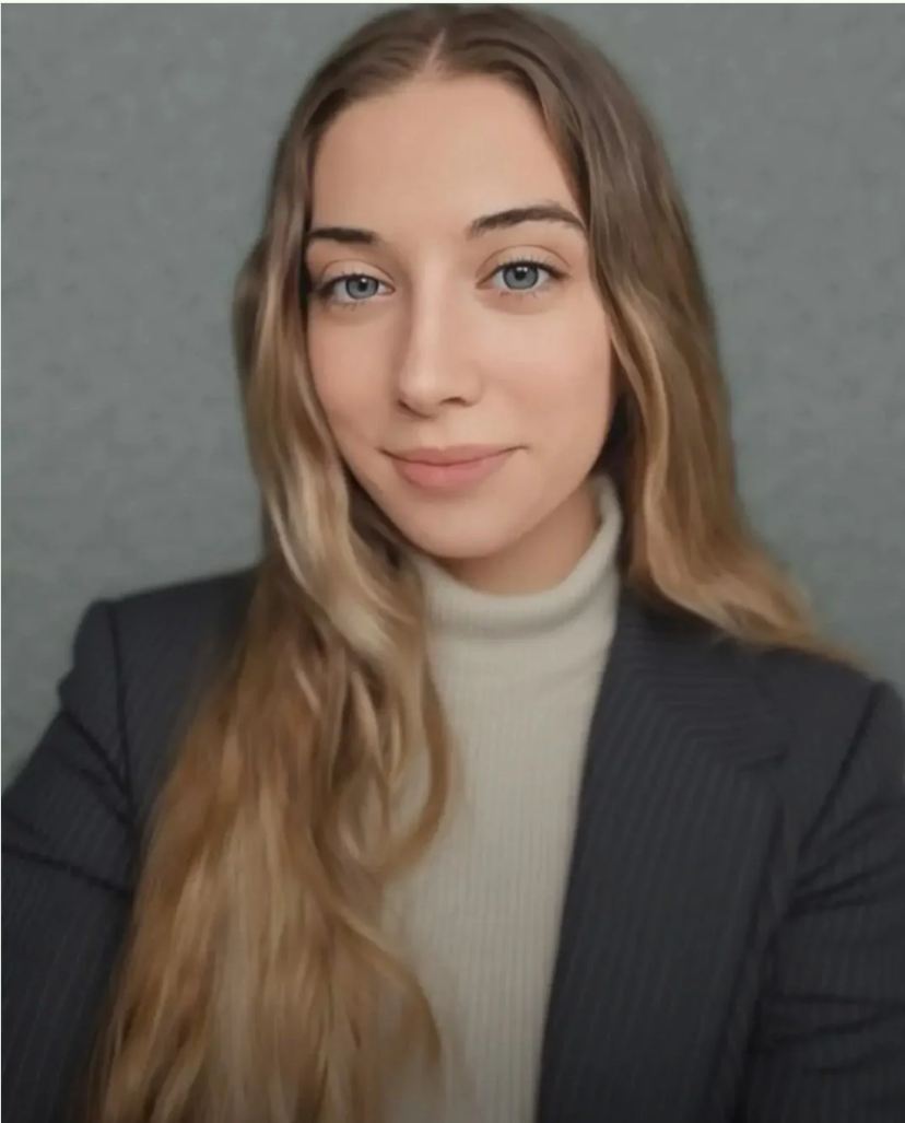 Headshot of Alyssa Grasinski