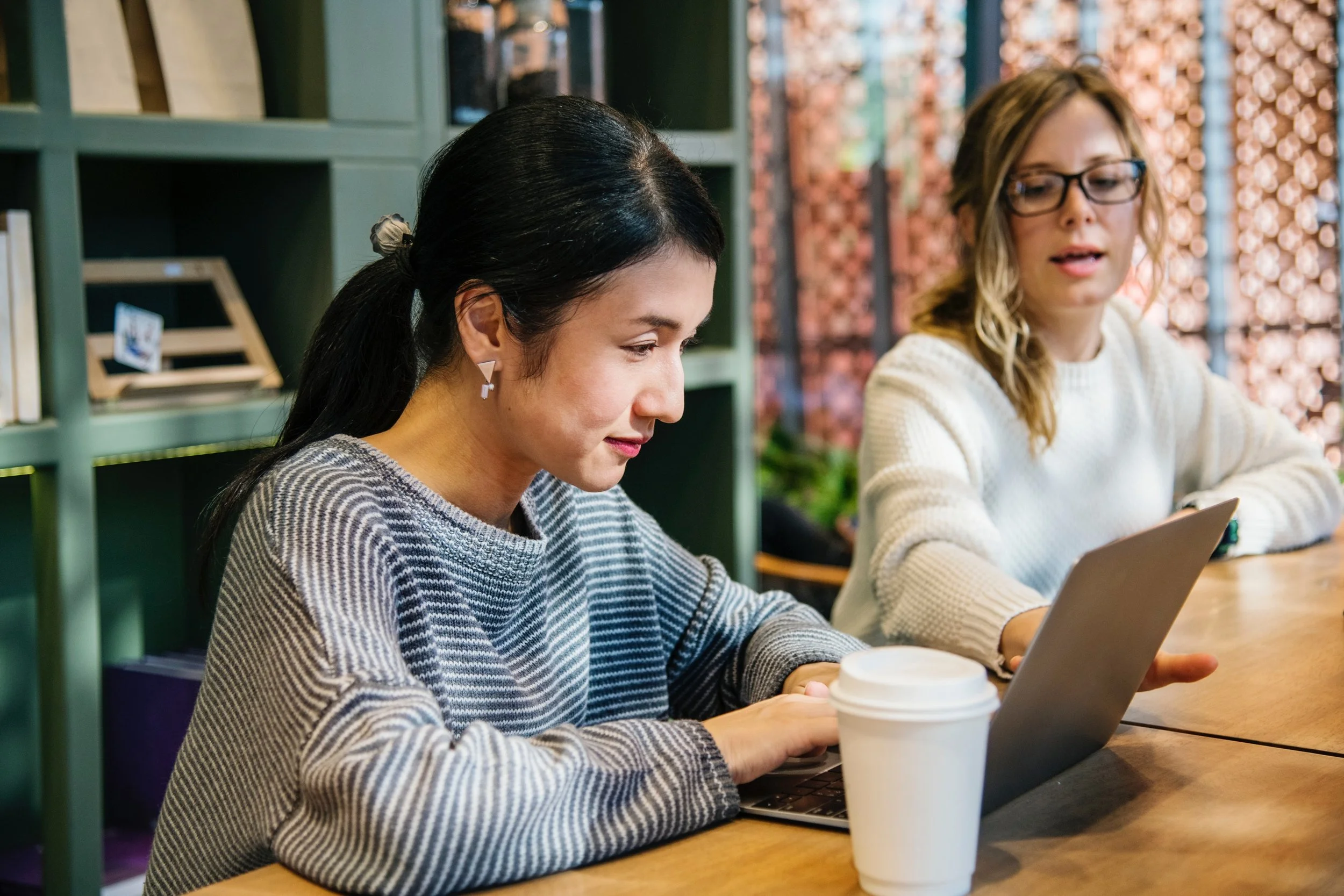 How to Live Authentic Femininity in the Workplace