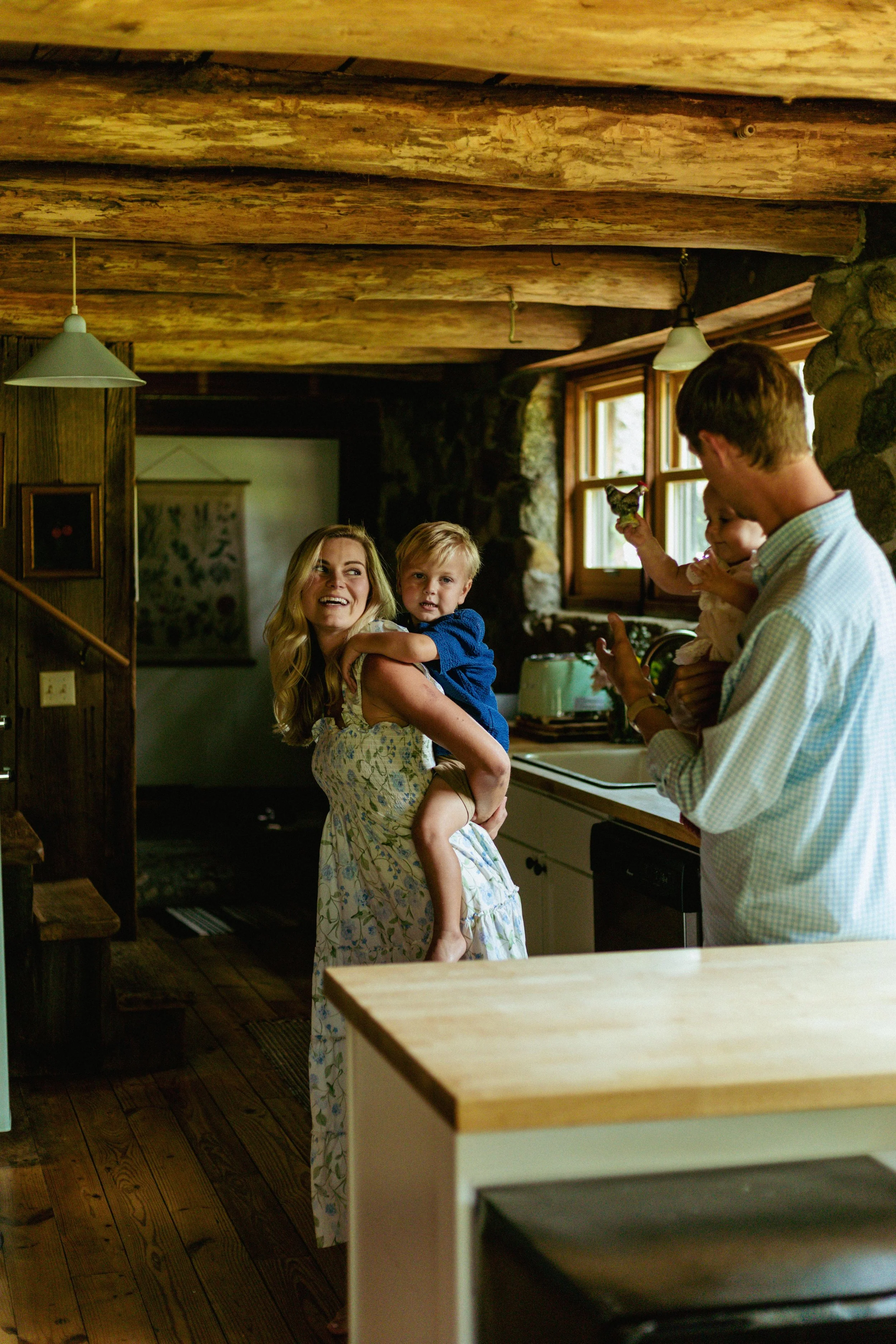 A Cozy Family Session in a Historic Barn Cabin Holland, MI | Northern Michigan Photographer