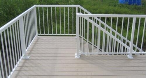aluminum-glass-deck-railing-systems-_9511_800_600.jpg