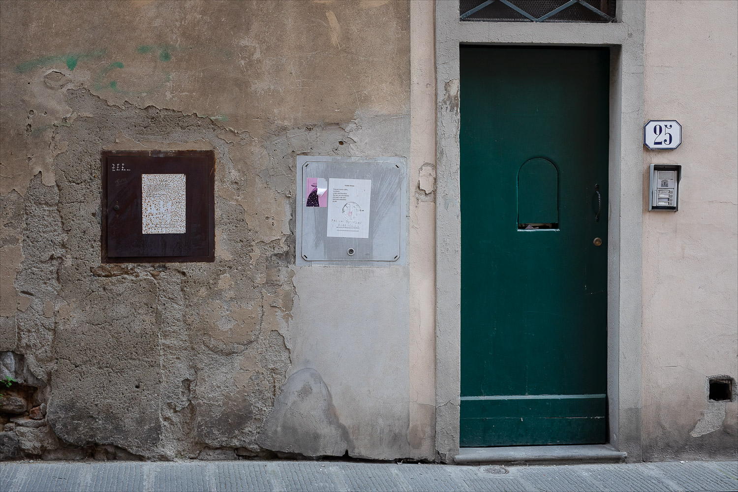 wine-doors-of-florence-18.jpg