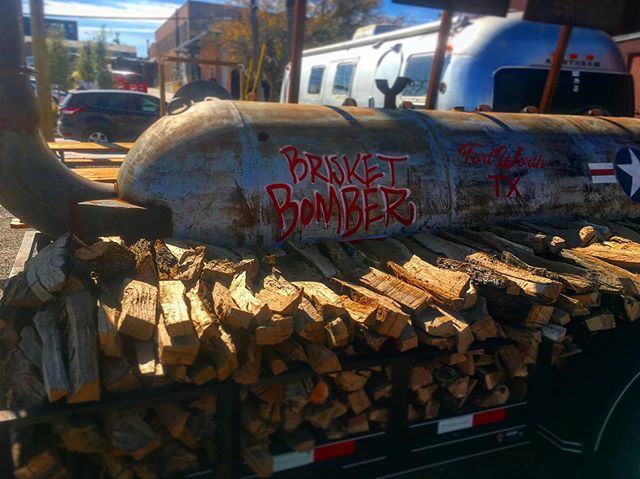 Fresh fuel for the #brisketbomber , ready for takeoff 🛫 🔥🐂
&bull;
&bull;
&bull;
#brix #brixbarbecue #takeoff #bomber #brisket #texasbbq #bbq #smokedmeat #smoke #fire #beef #brixsquad #somadistrict #fwfoodie #dfwfoodie #fortworth #postoak #oak #woo