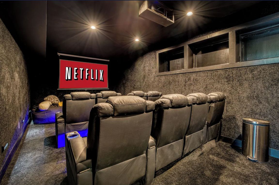 Movie Theatre Elijay.png