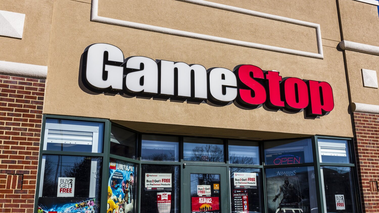 Gamestop Closes Its Doors to Coronavirus Concerns. 
