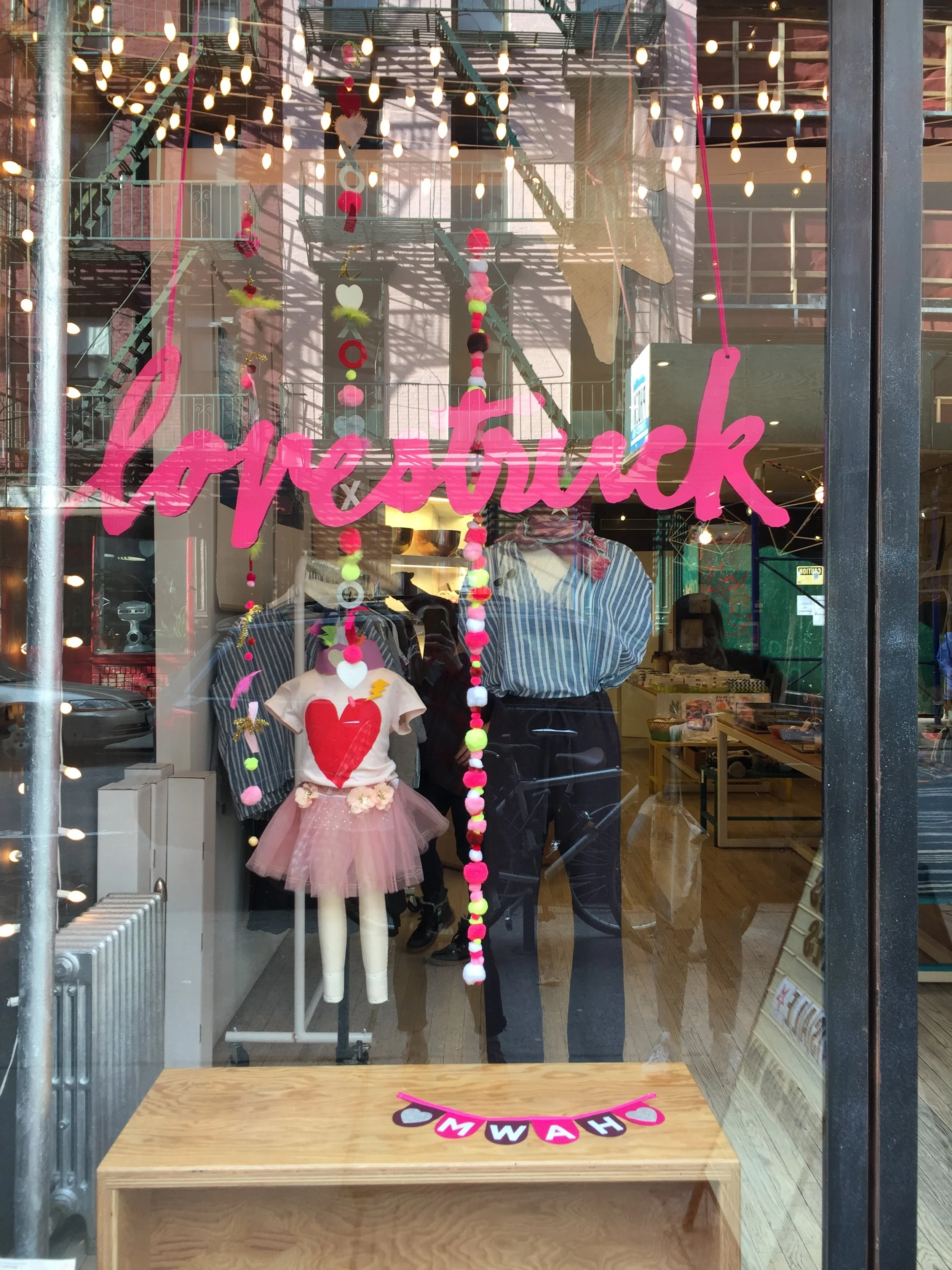   Lovestruck + Mi Amor  / Holiday Window Design / Thomas Sires, Elizabeth Street, NY 