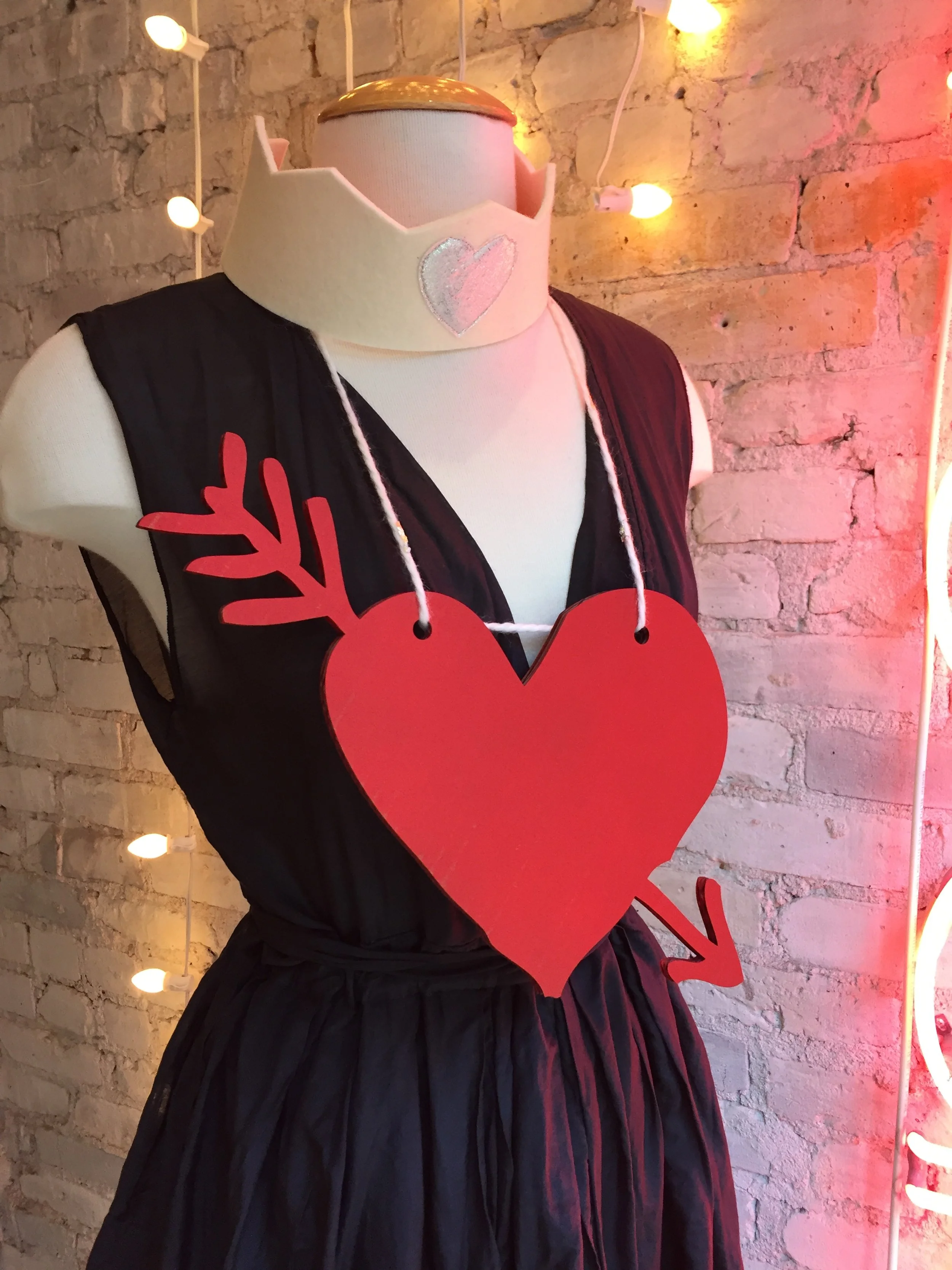   Lovestruck + Mi Amor  / Holiday Window Design / Thomas Sires, Elizabeth Street, NY 