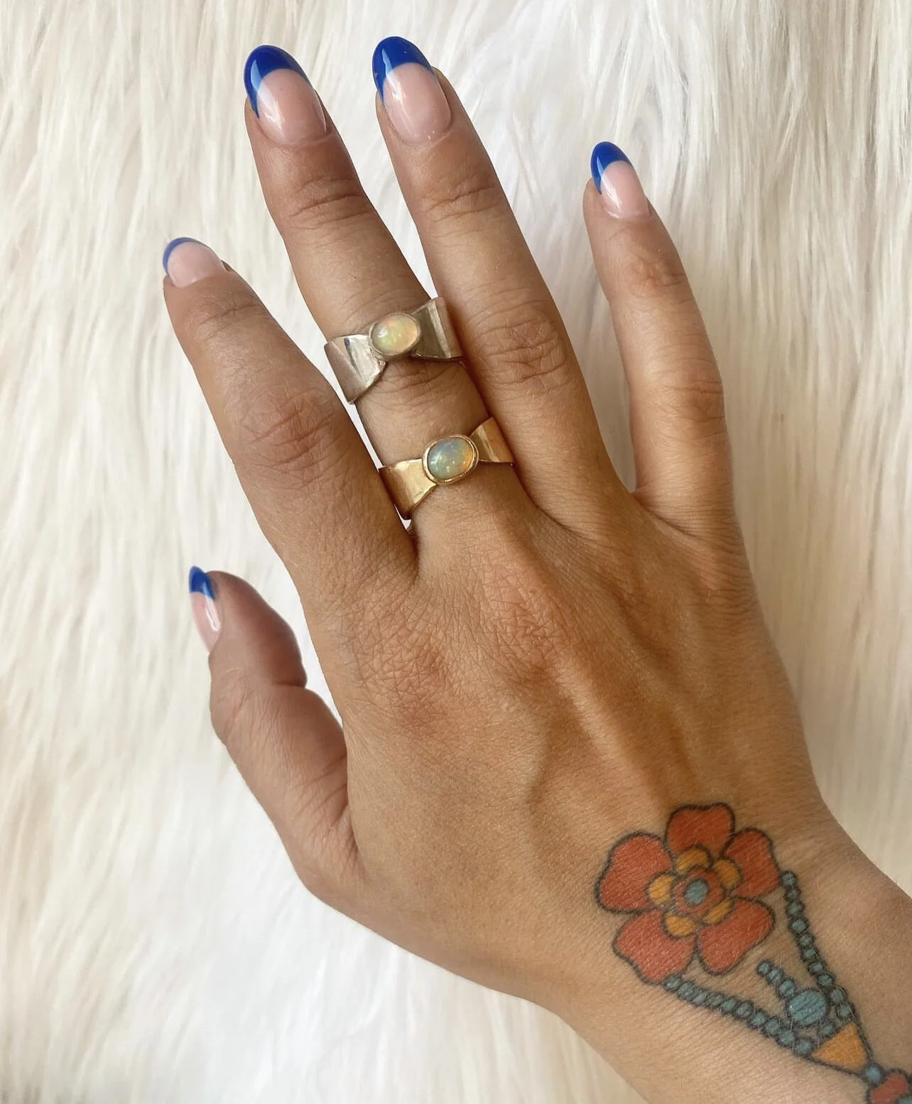 55618DE9-22D0-4833-B43B-F91542F0C2A3